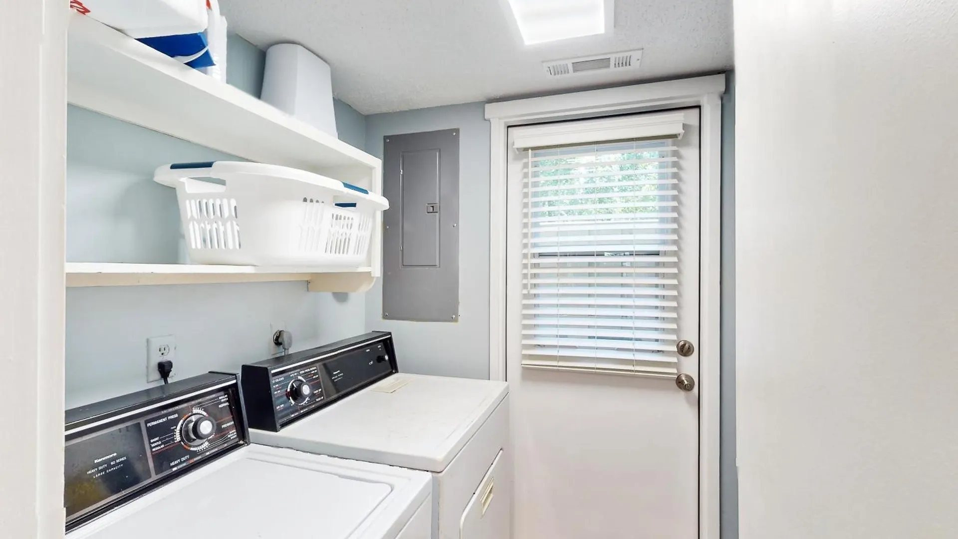 Holiday home Coligny