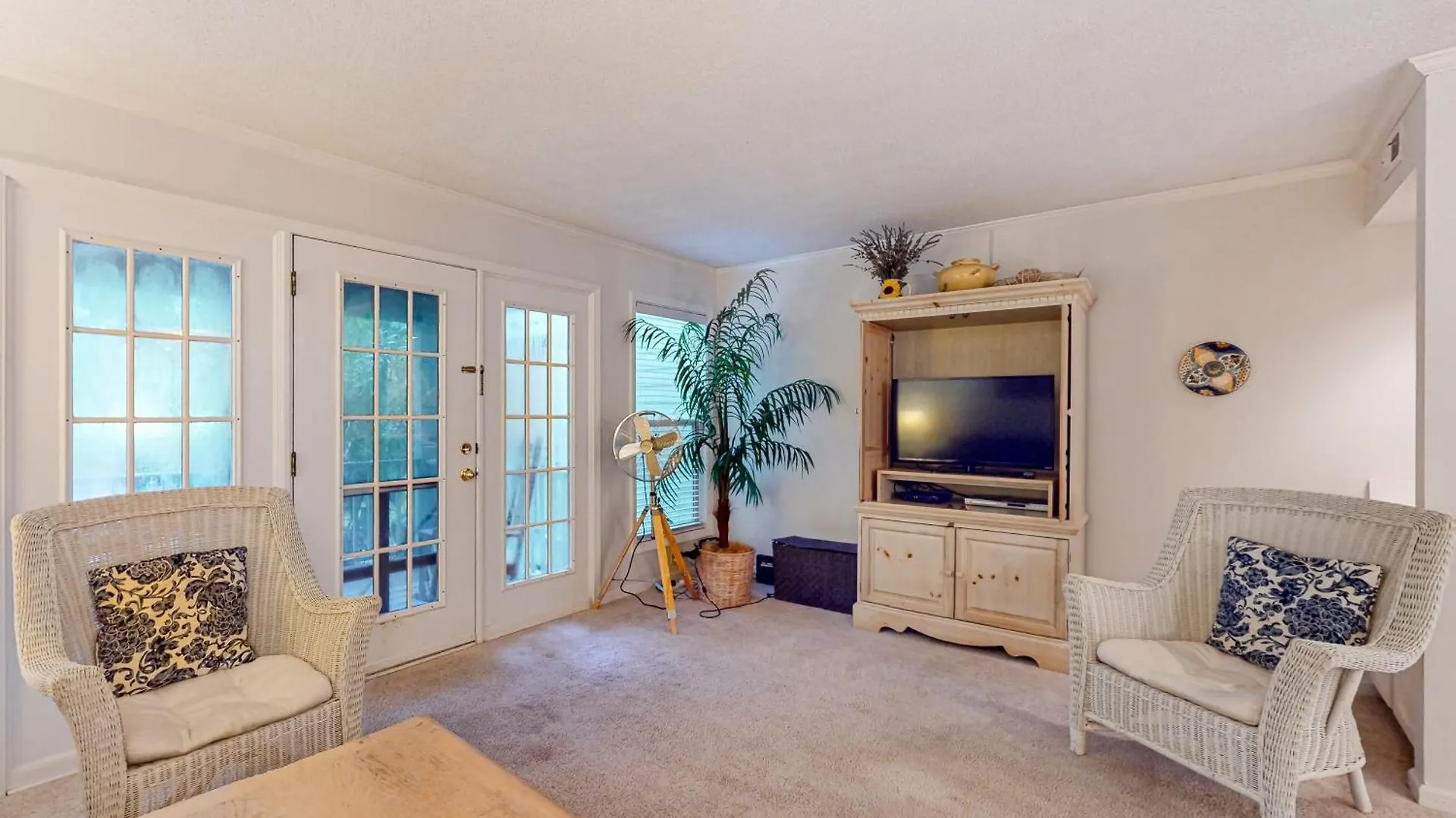 Apartment The *