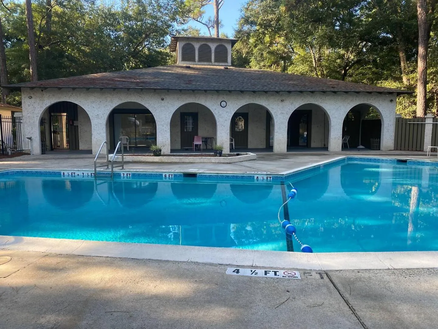 #51 Superior Ideal Location Pool 3bdr/2 Park Holiday home *