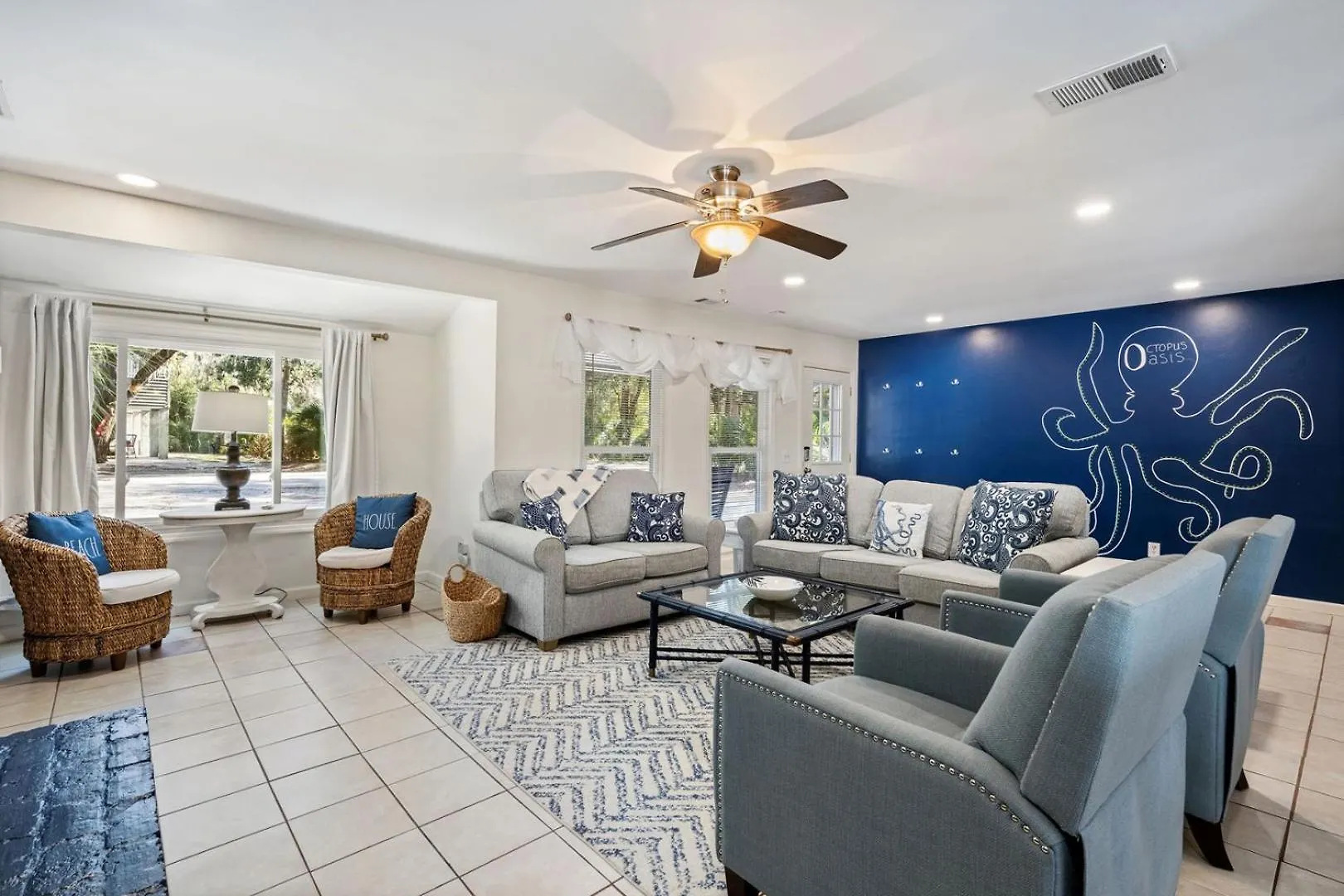 12 Park Rd - Octopus Oasis Holiday home *
