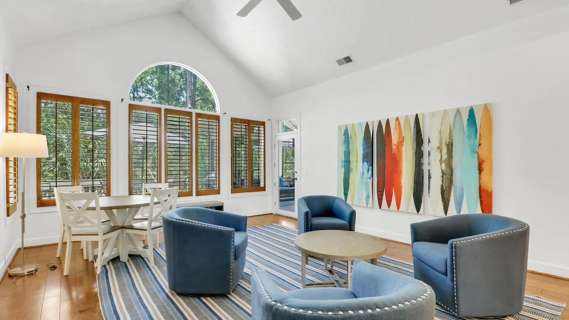 36 Red Oak Villa