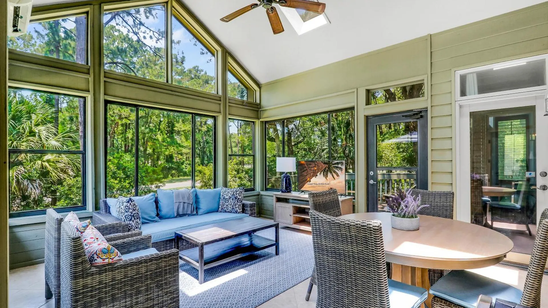 Villa 36 Red Oak