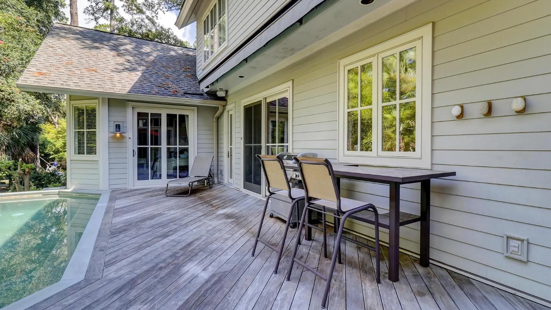 Villa 6 Grey Widgeon *