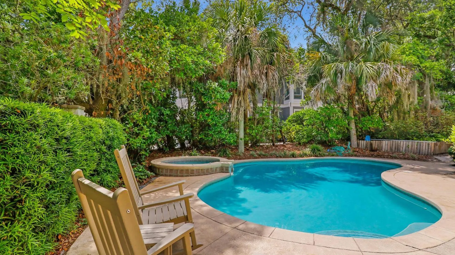30 Ruddy Turnstone | Ruddy Retreat Hilton Head Island