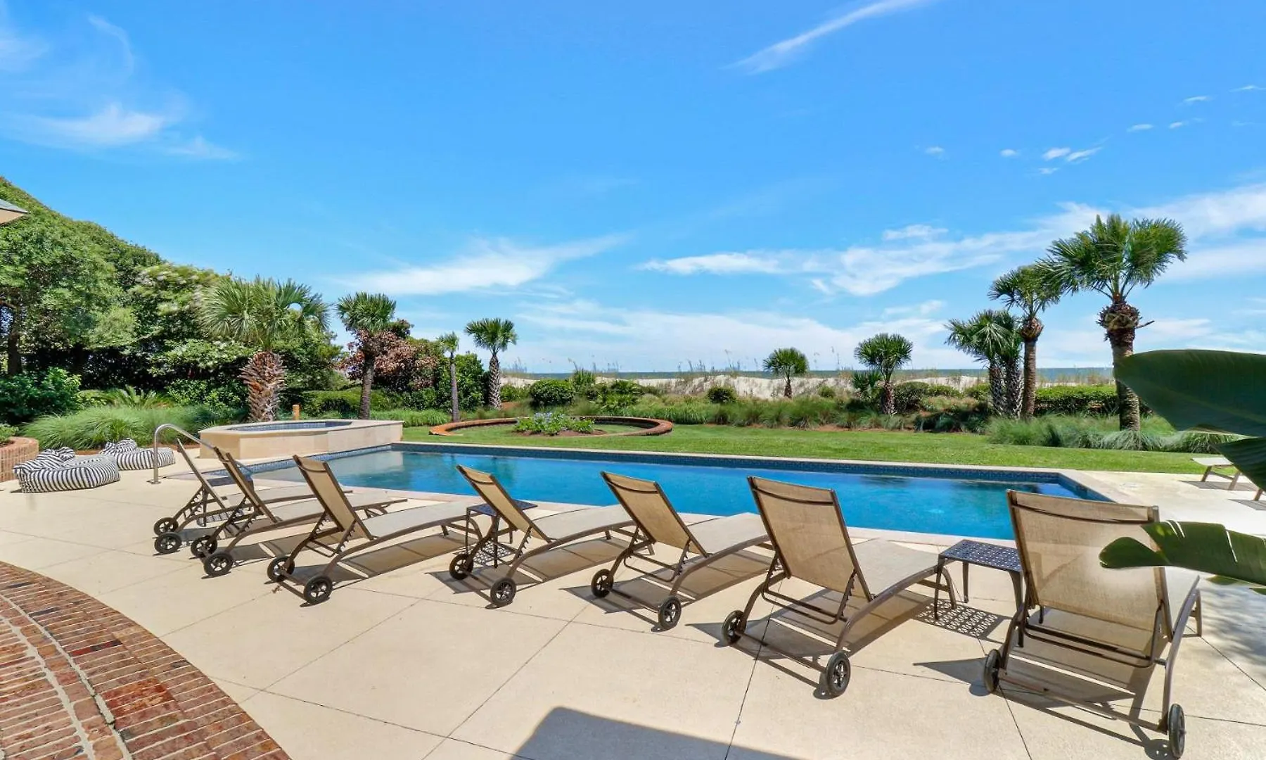 Villa 43 South Beach Lagoon