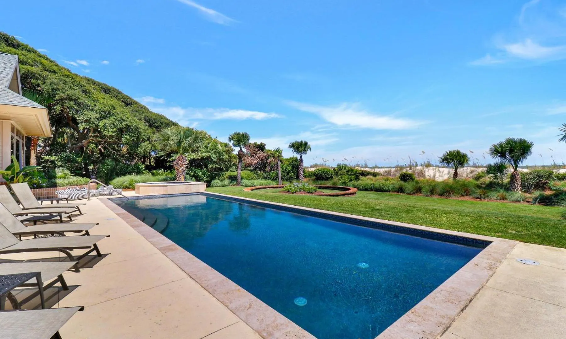 43 South Beach Lagoon Villa *