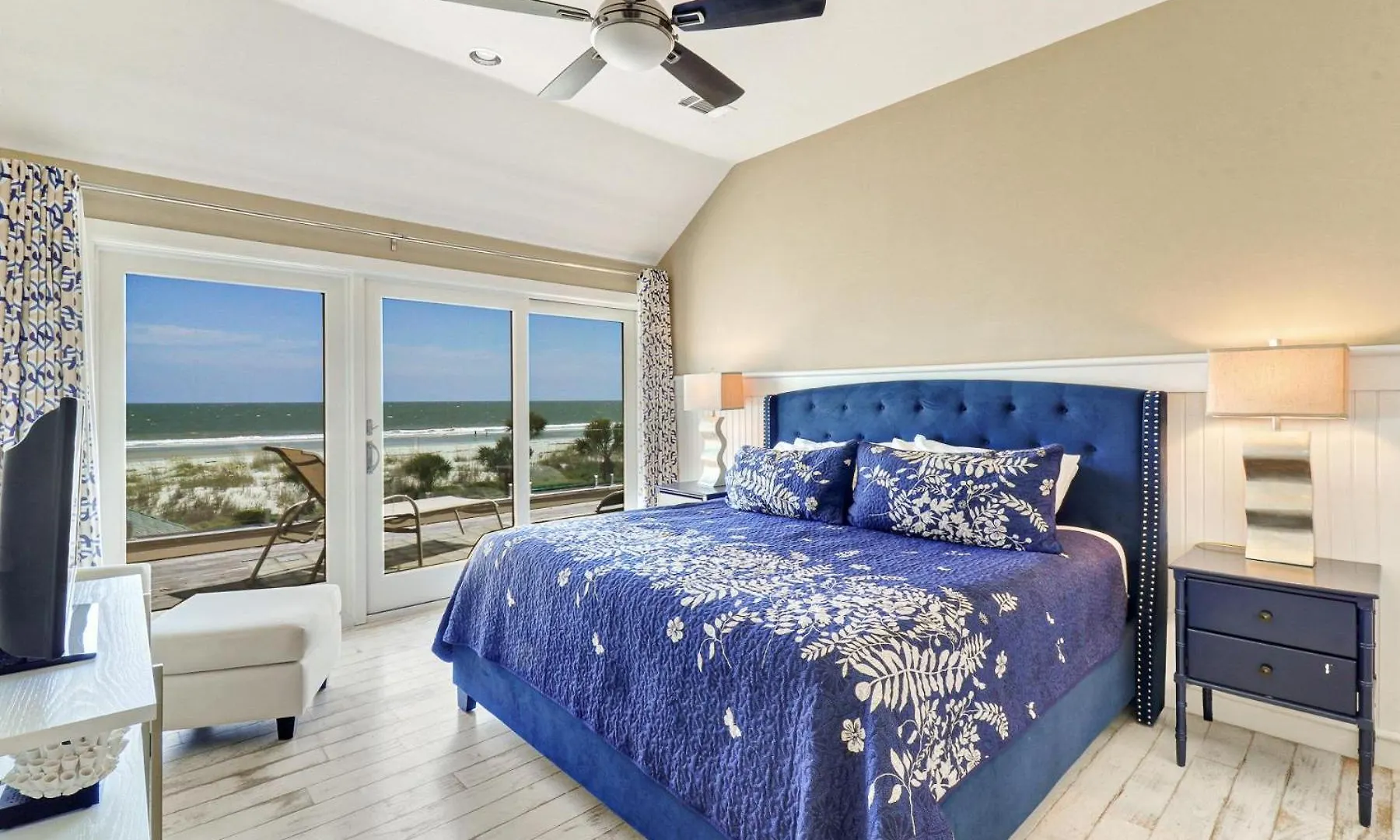 Villa 43 South Beach Lagoon *