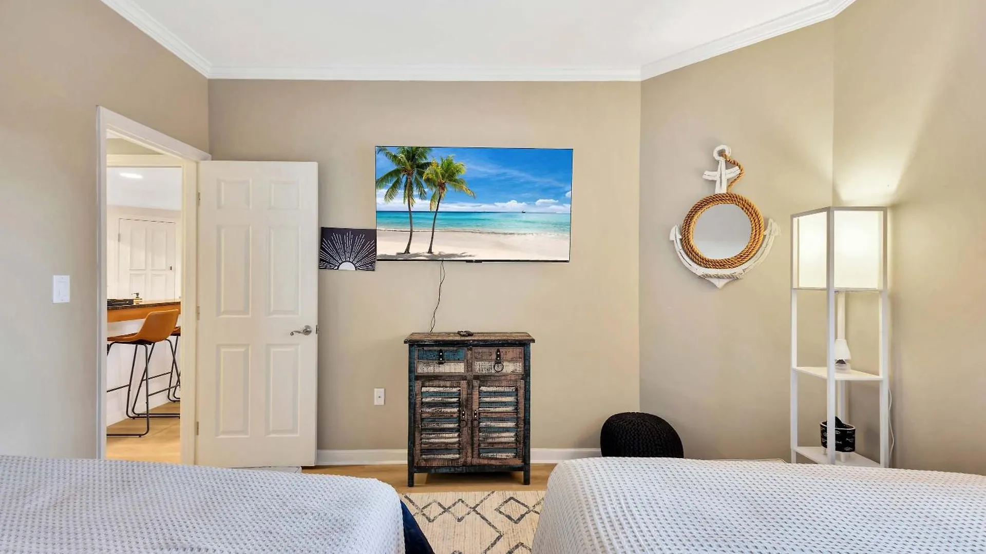 Beachfront Bliss Vila *
