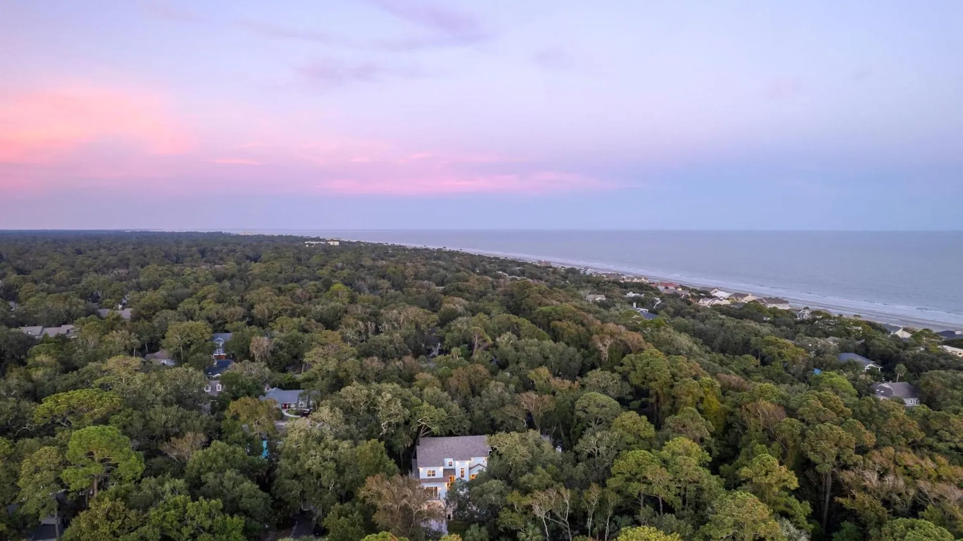 Dory By Avantstay Walk To The Luxe Holiday home Hilton Head Island