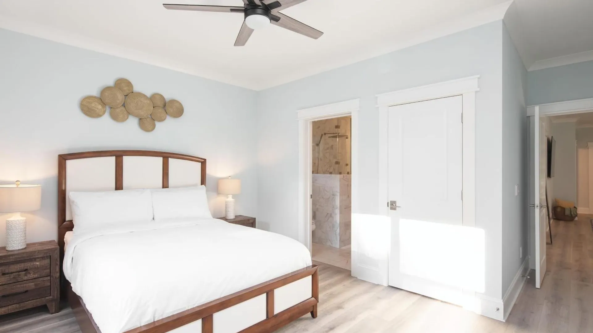 Dory By Avantstay Walk To The Luxe Holiday home Hilton Head Island