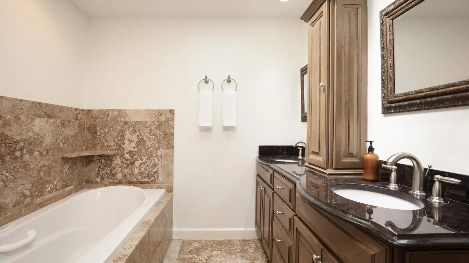 Hilton Lagoon By Avantstay Designer W Luxe Pool In Hilton Head Holiday home Hilton Head Island