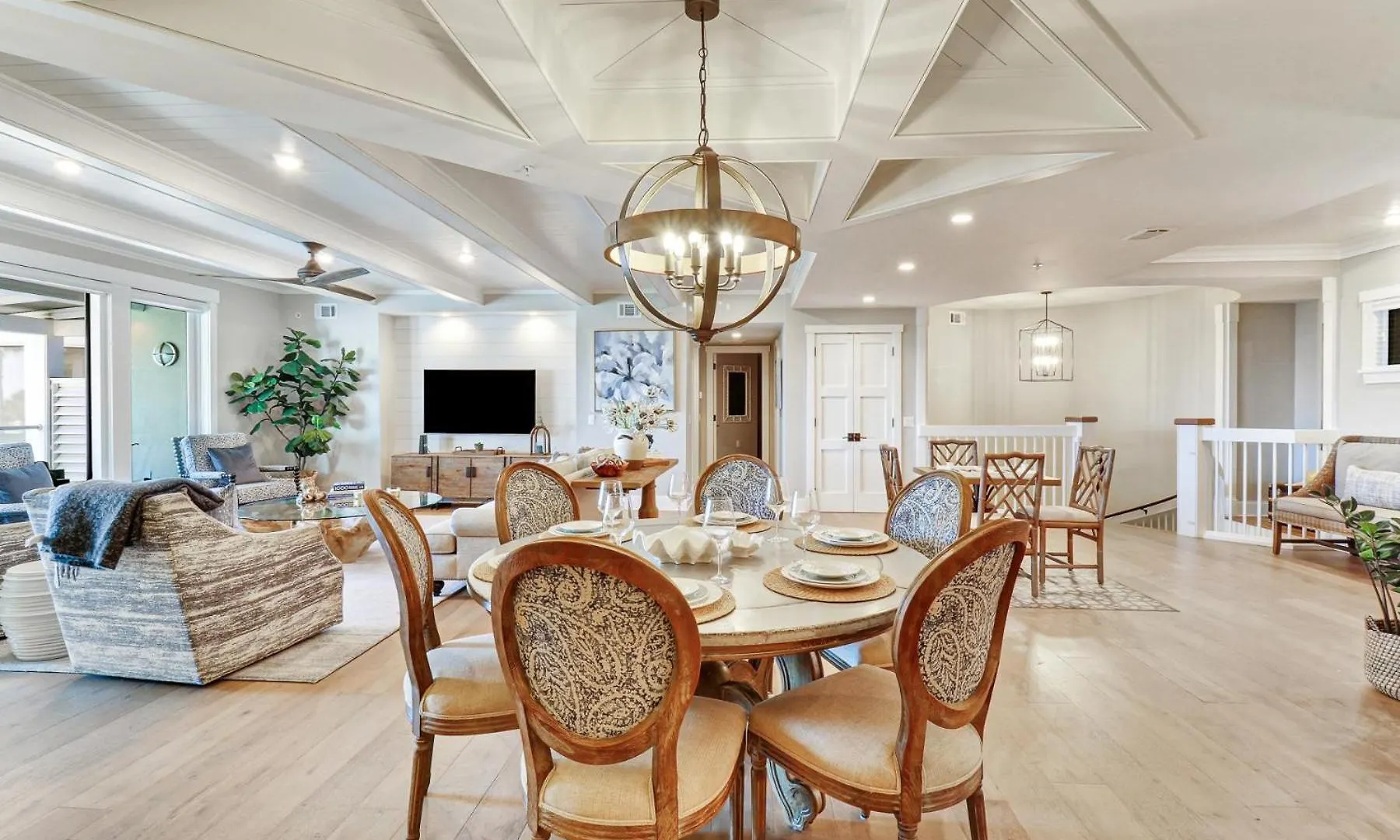 101 Seacrest Villa *