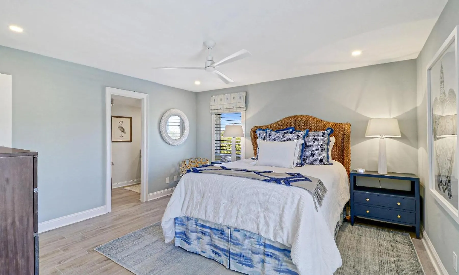 Villa 512 Shorewood Place