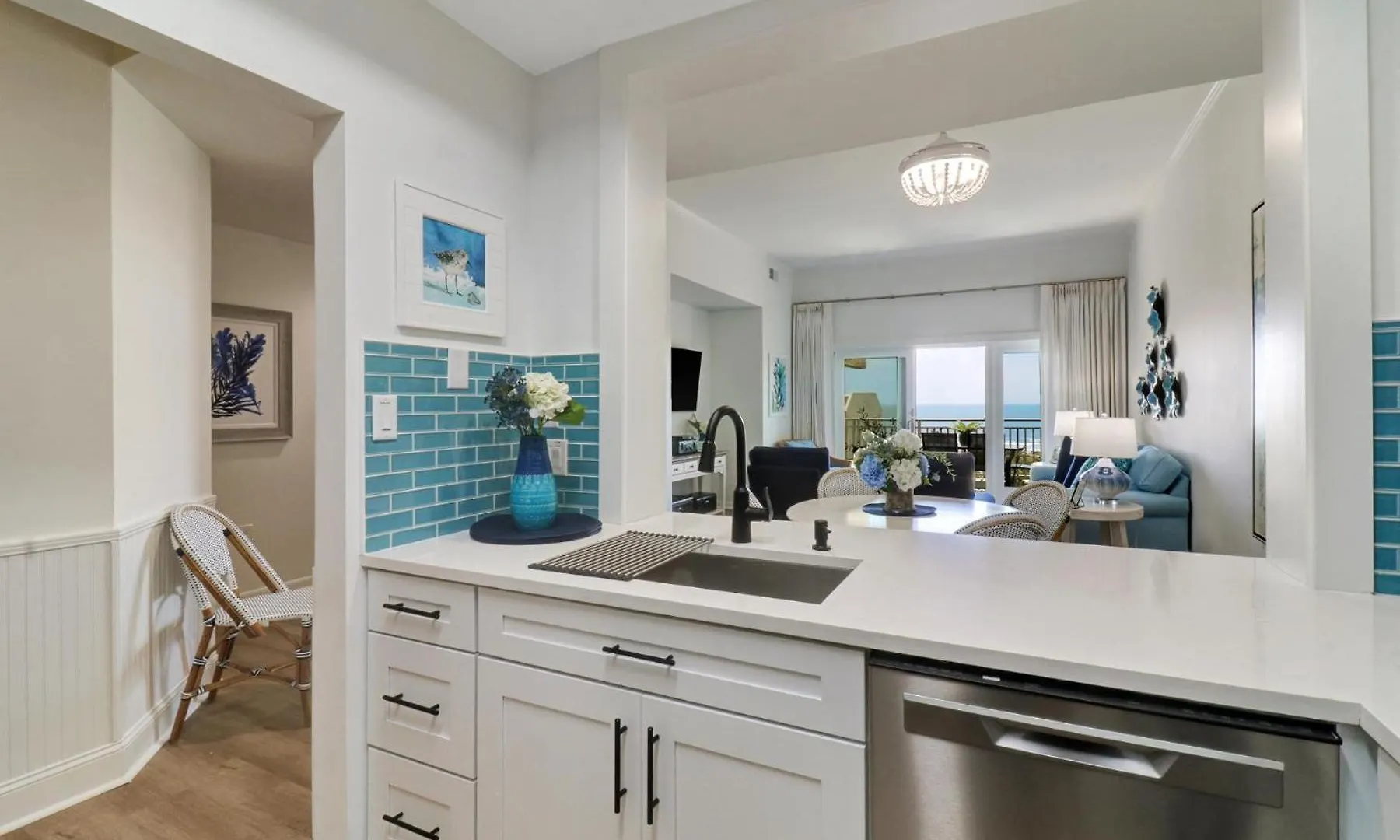 533 Shorewood Place *