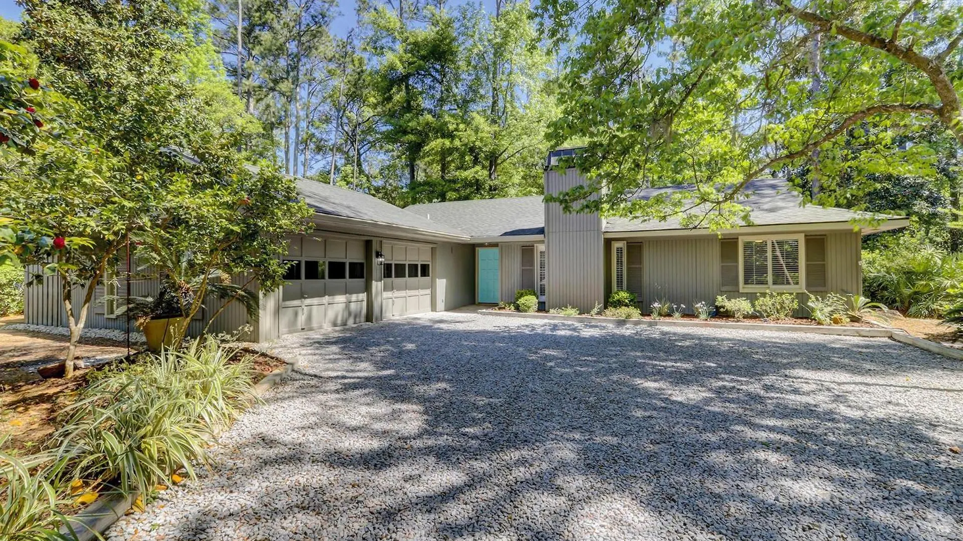 26 Forest Drive *