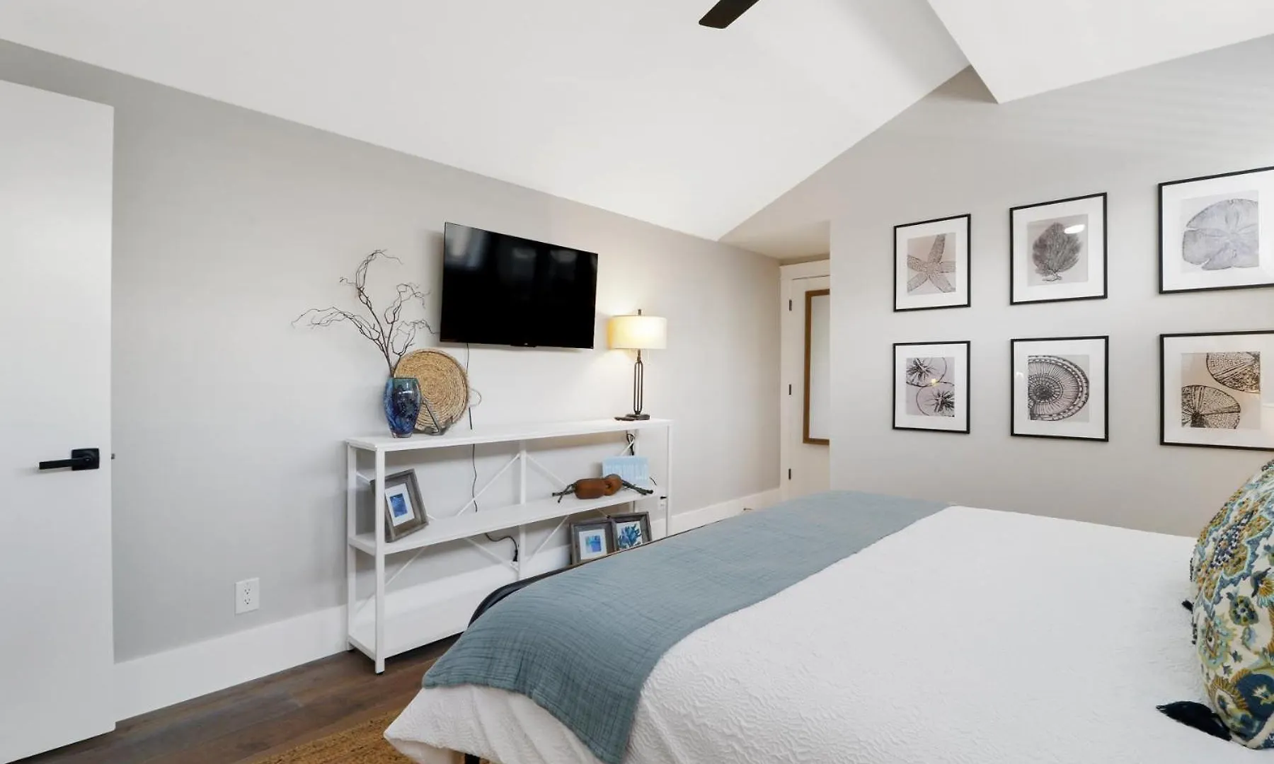 428 Forest Villa *