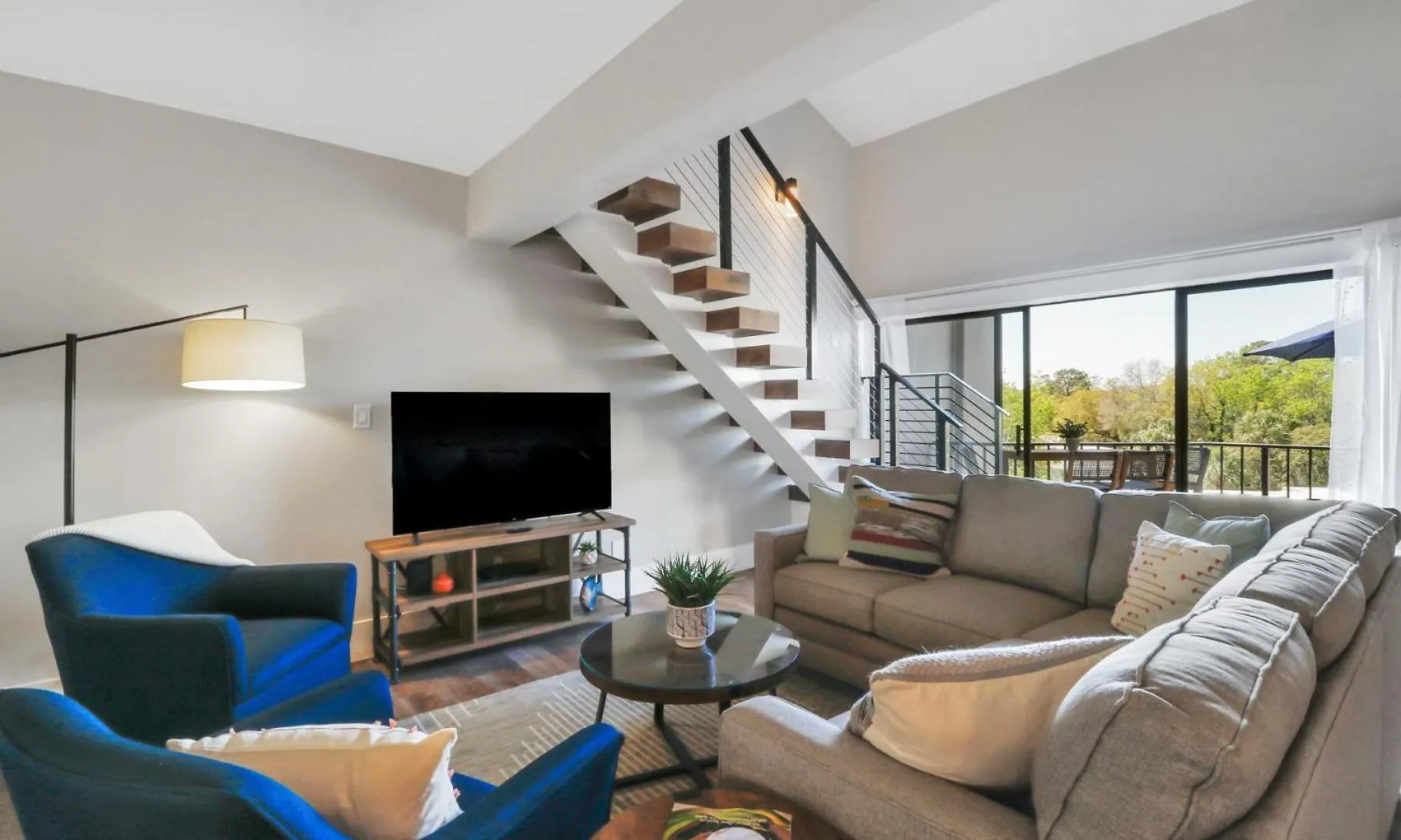 428 Forest Villa