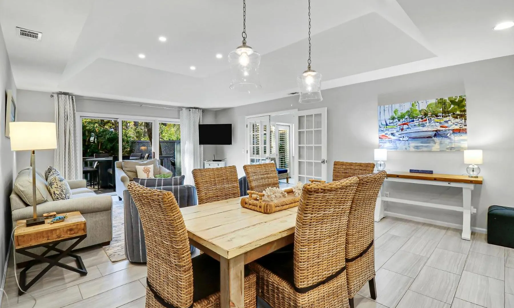Villa 7 Hollyberry Lane *