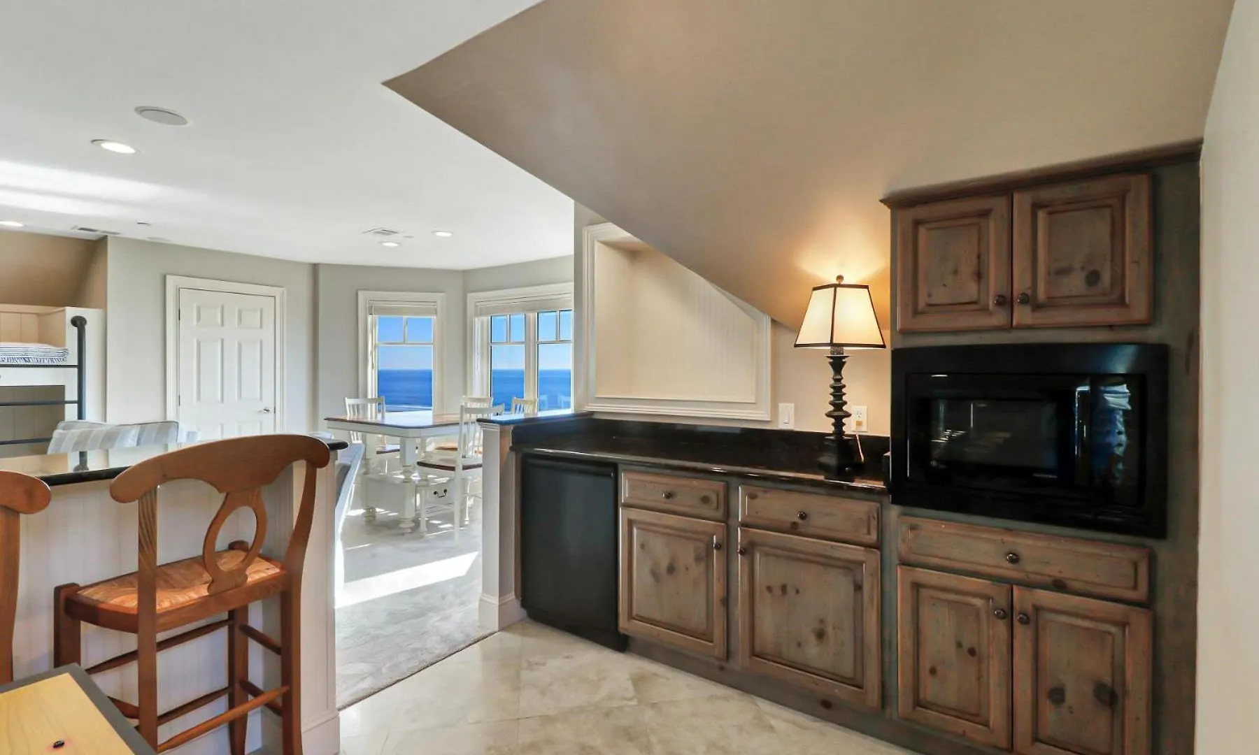 7 Guscio Way Villa *