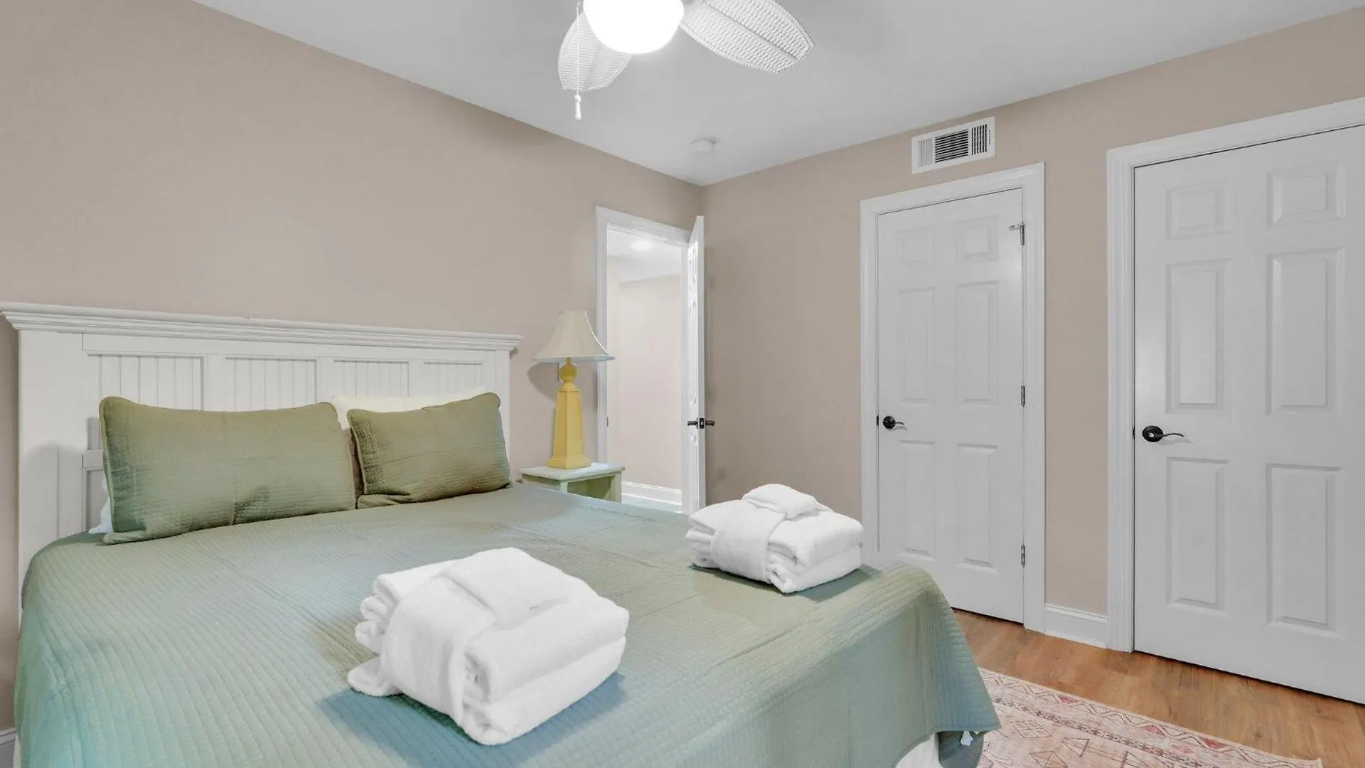 1 Bayberry Lane Holiday home