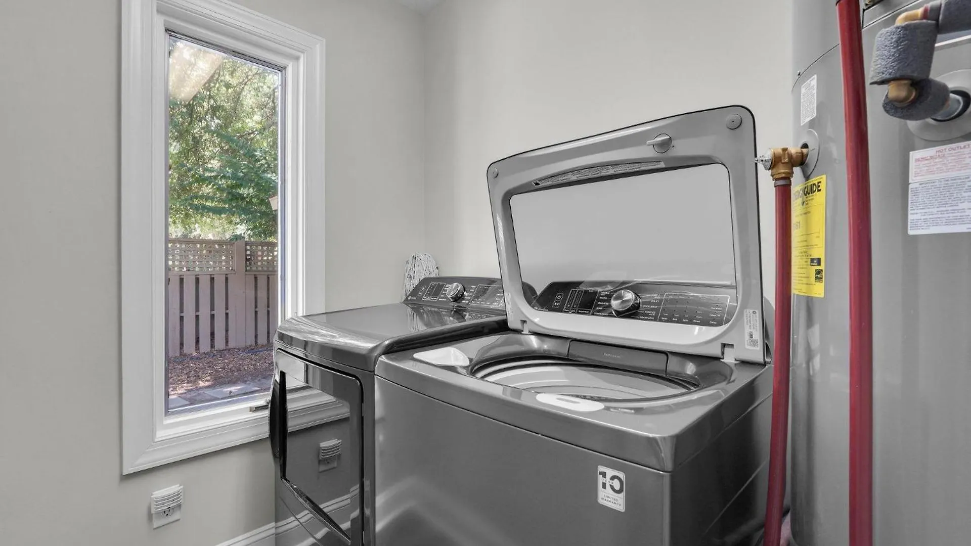 1 Bayberry Lane Holiday home *