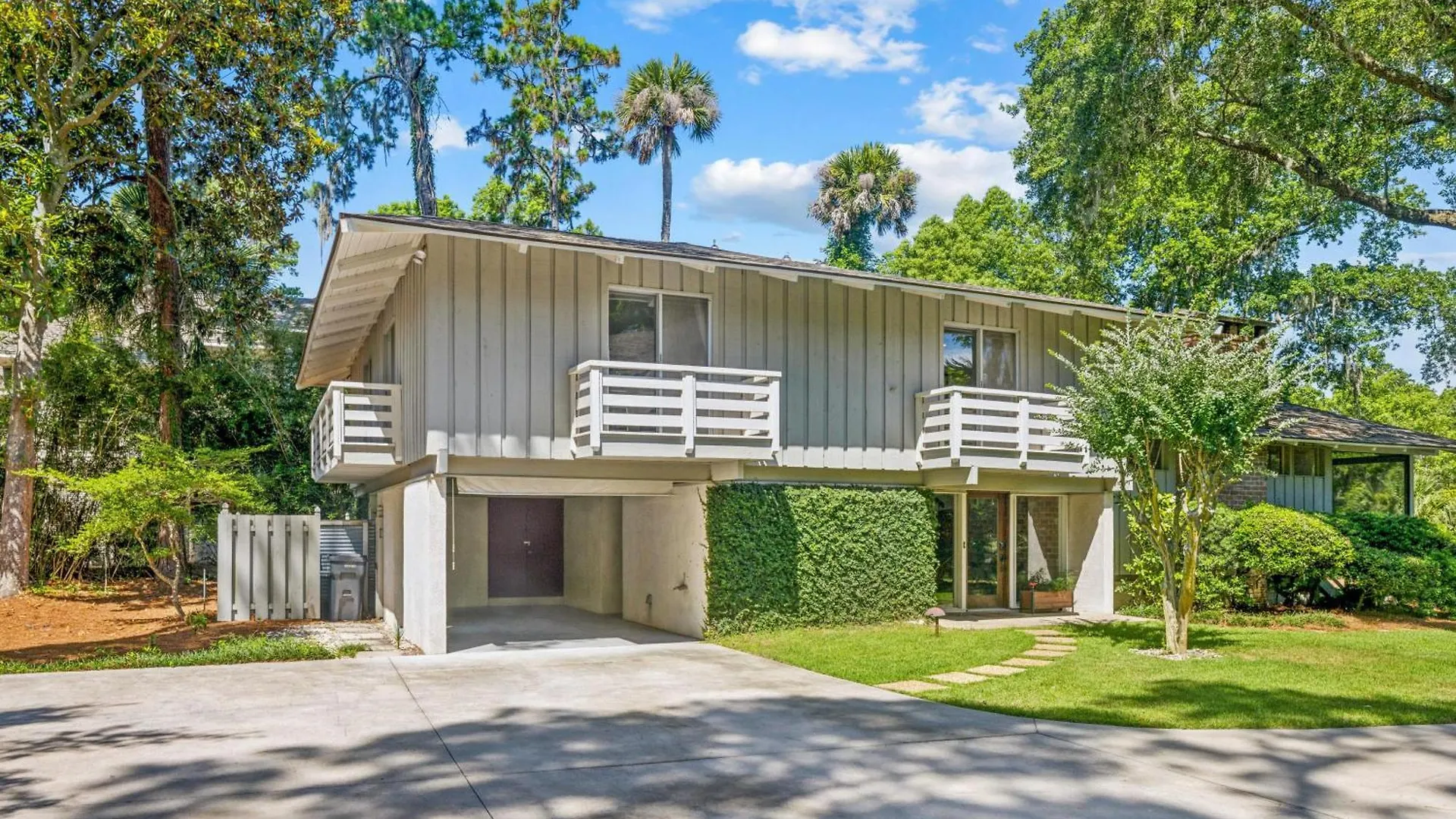 1 Catbird Holiday home *