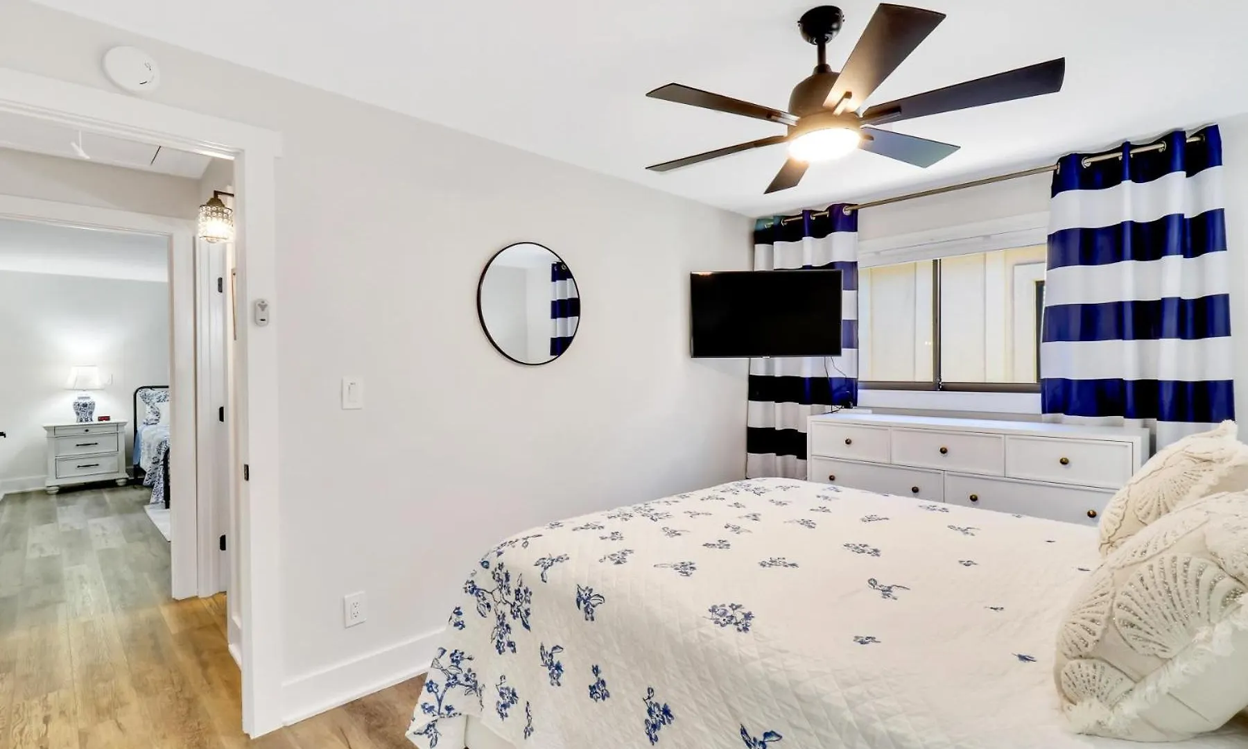 767 Queens Grant *
