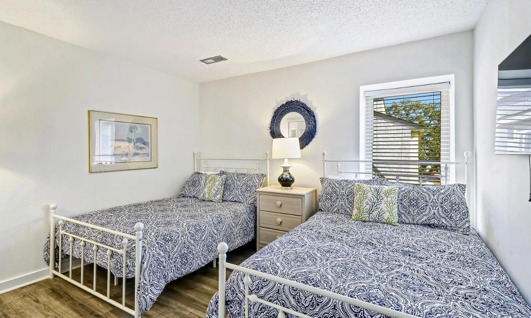 1690 Bluff *