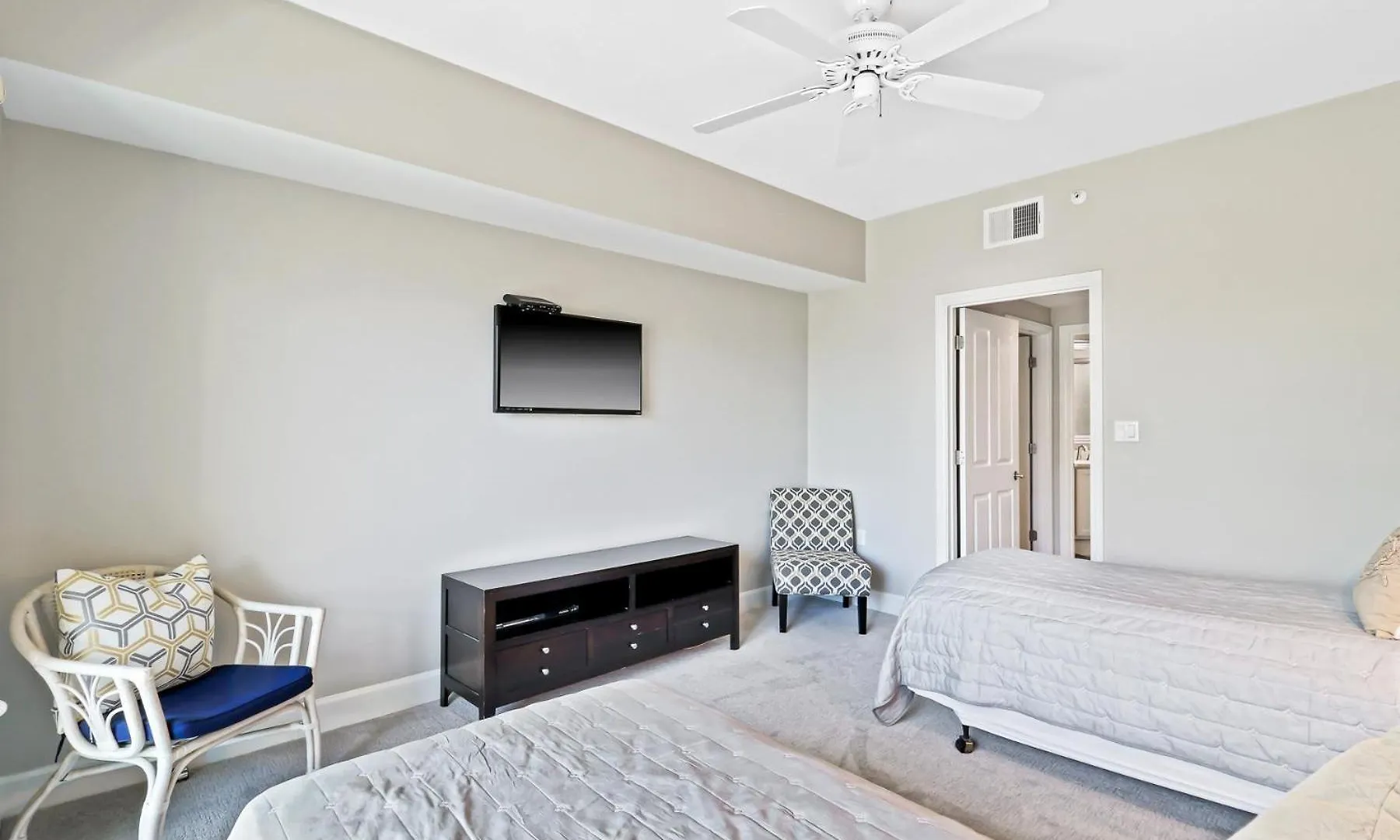 Villa 401 Windsor Place