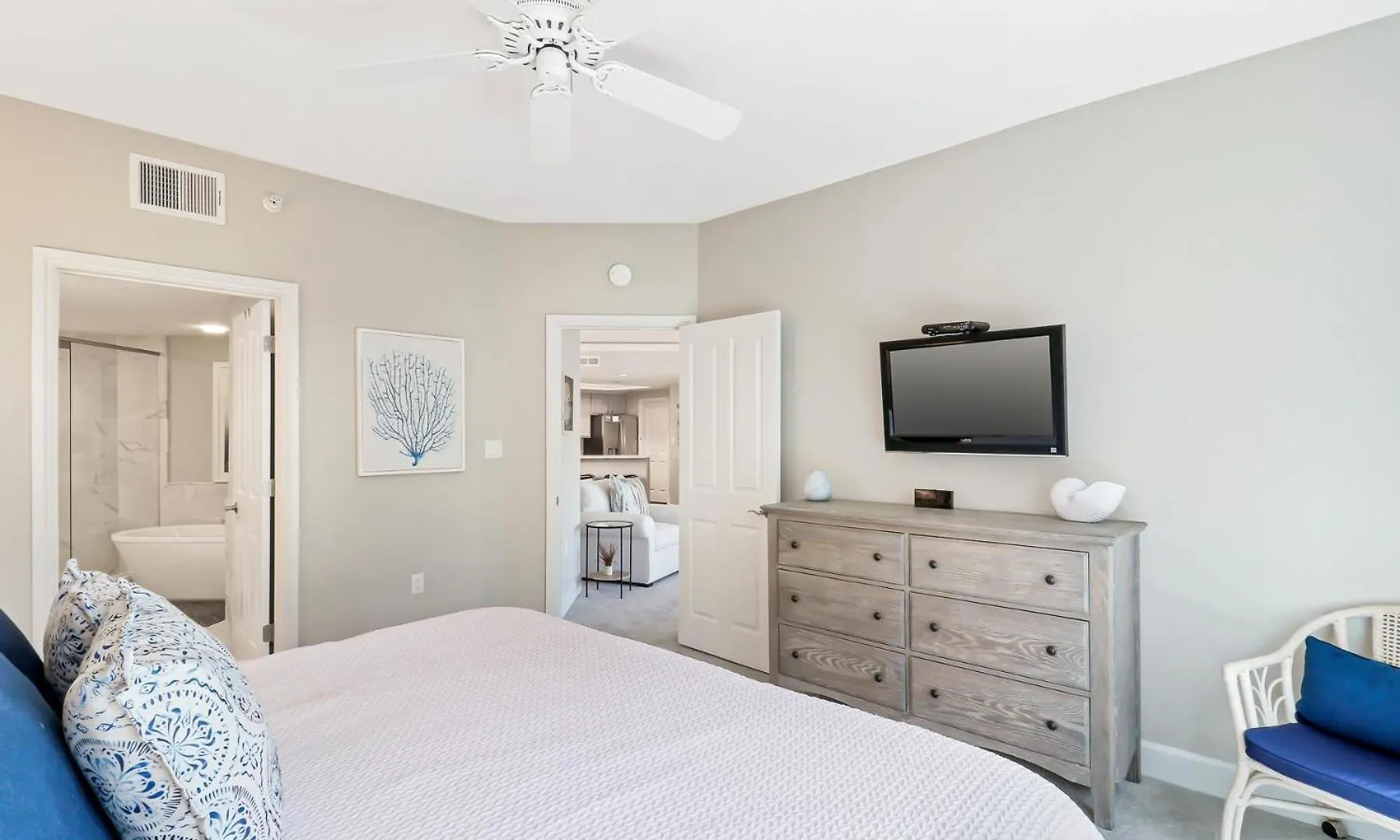 401 Windsor Place *