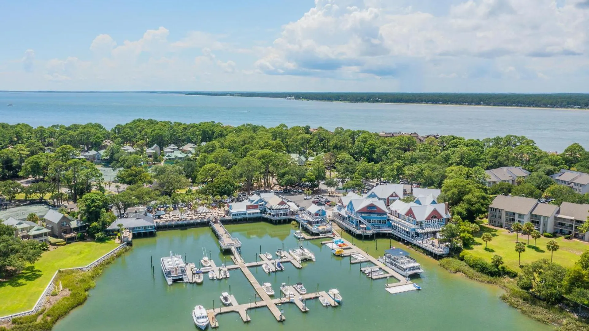 Villa 1765 Bluff *