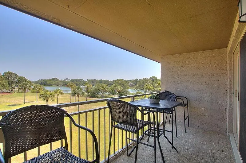 1765 Bluff Villa
