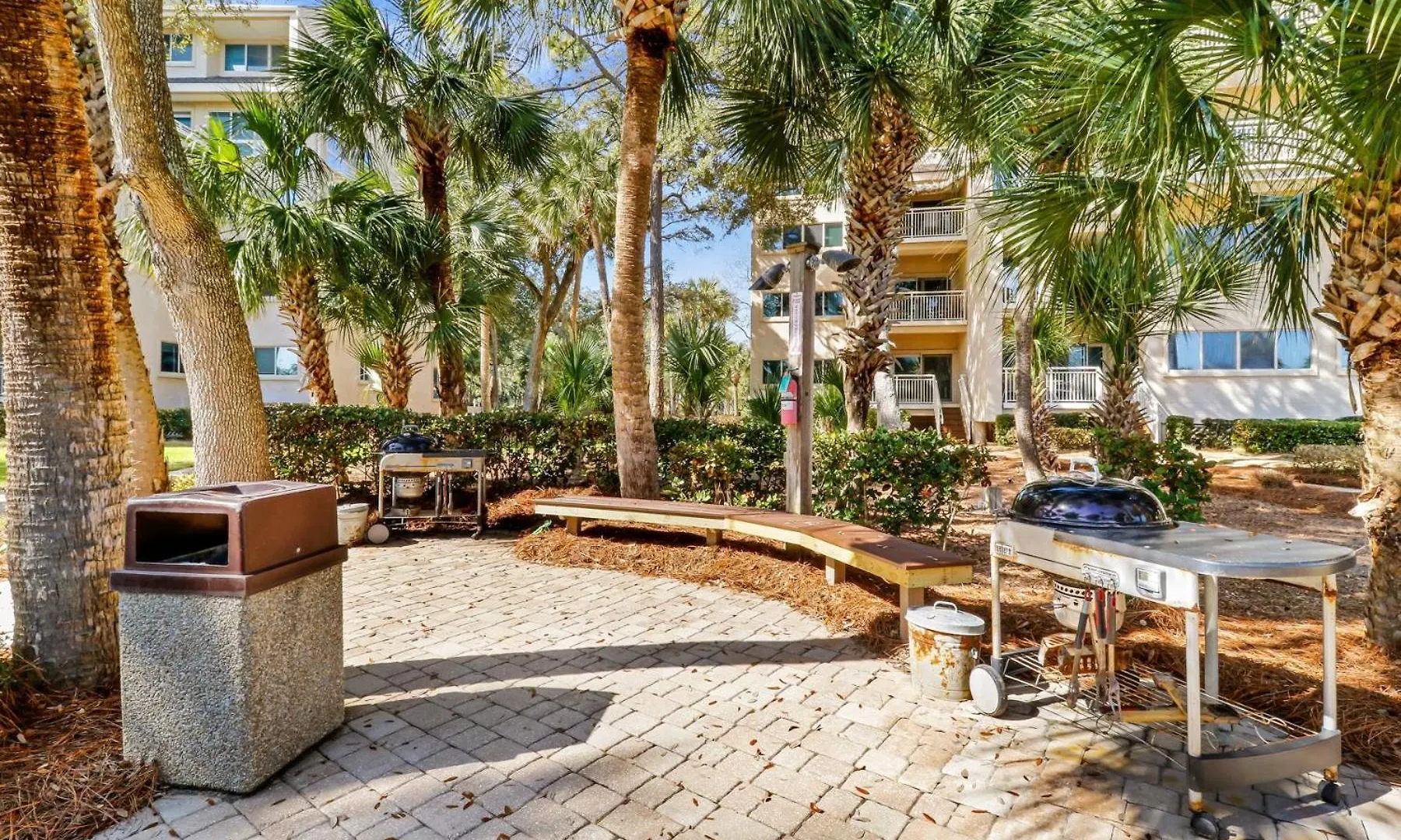 450 Captains Walk Villa
