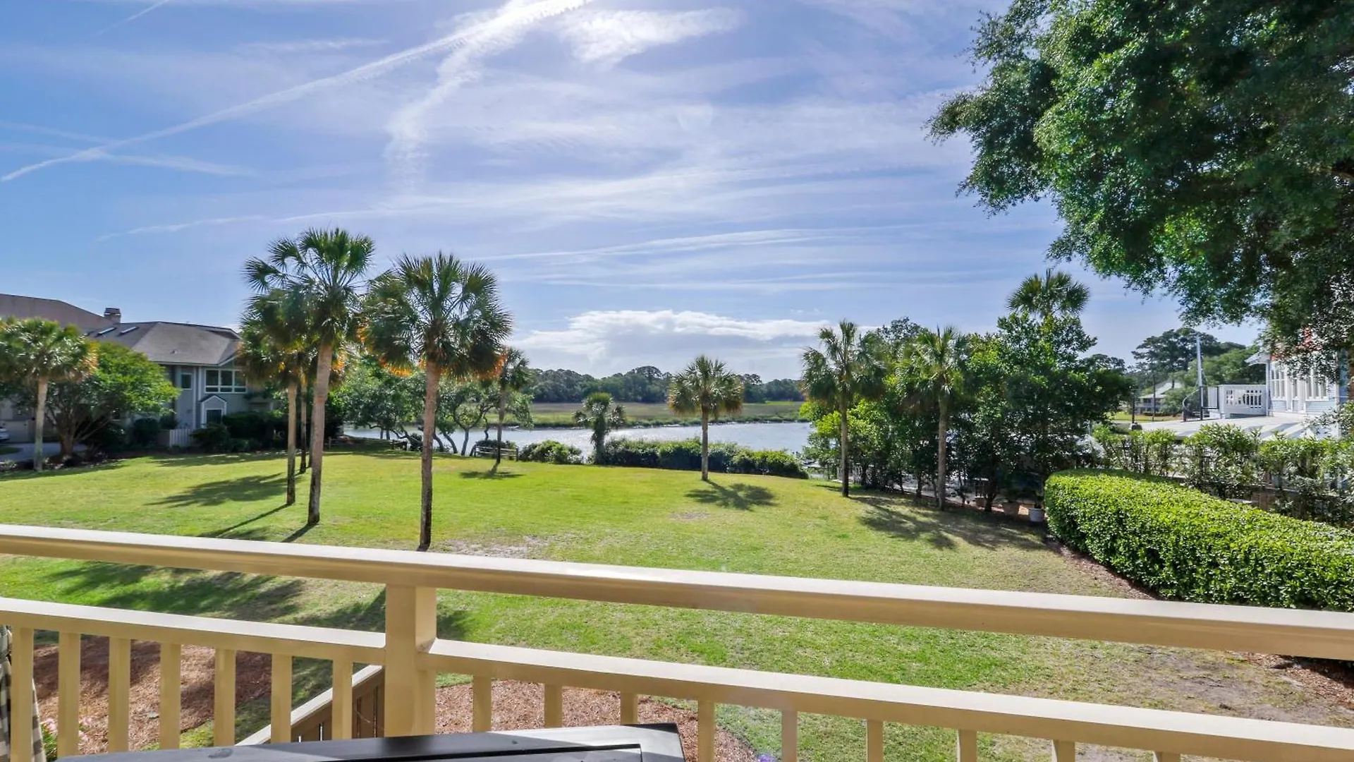 Villa 1809 Bluff