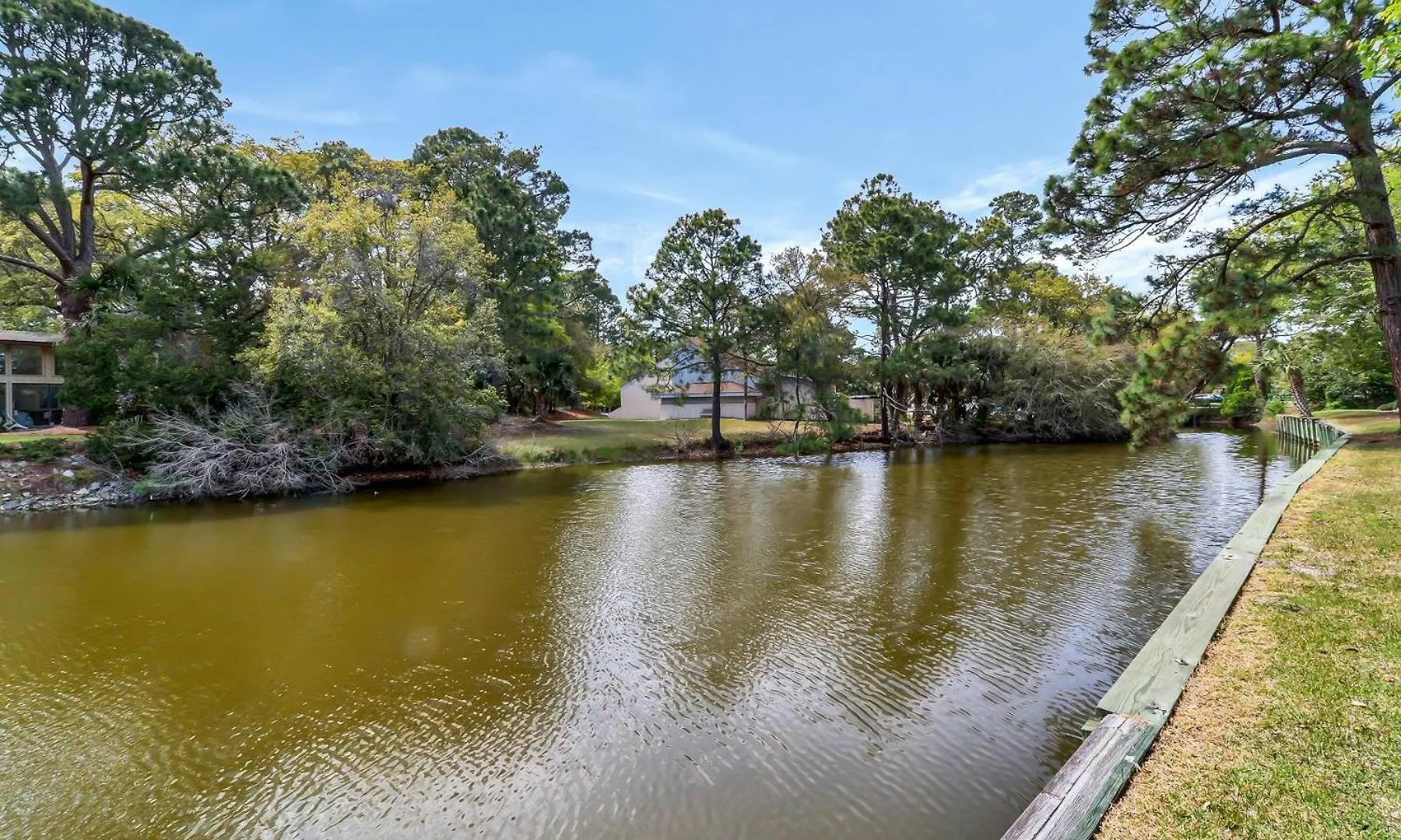 1584 Lagoon * Hilton Head Island