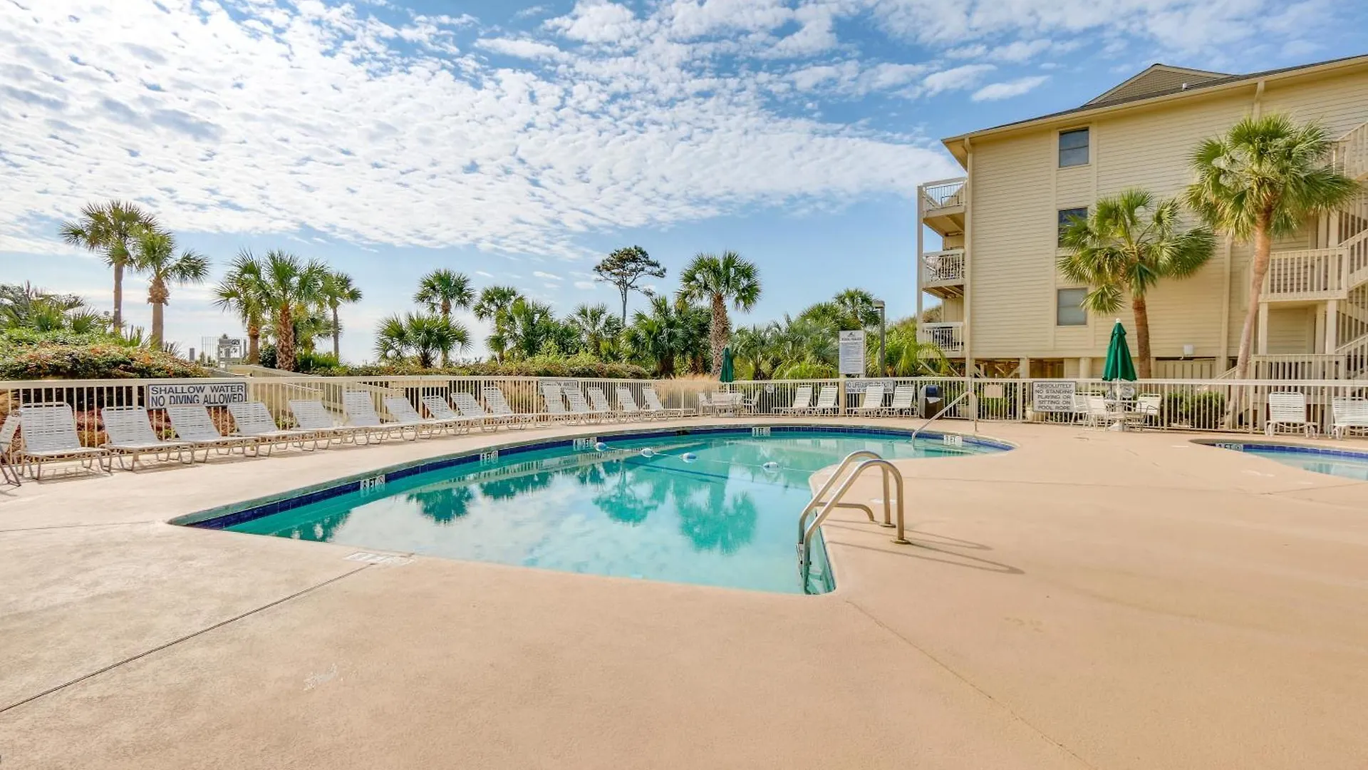 Breakers Oceanfront Getaway With Amazing View And Pool