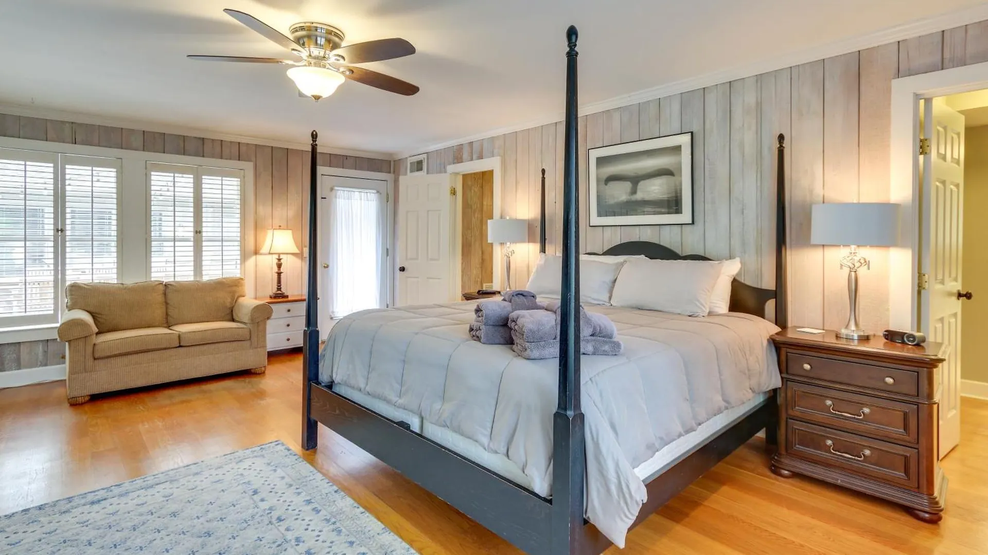 House With Private Pool Inside Sea Pines Resort! Holiday home *