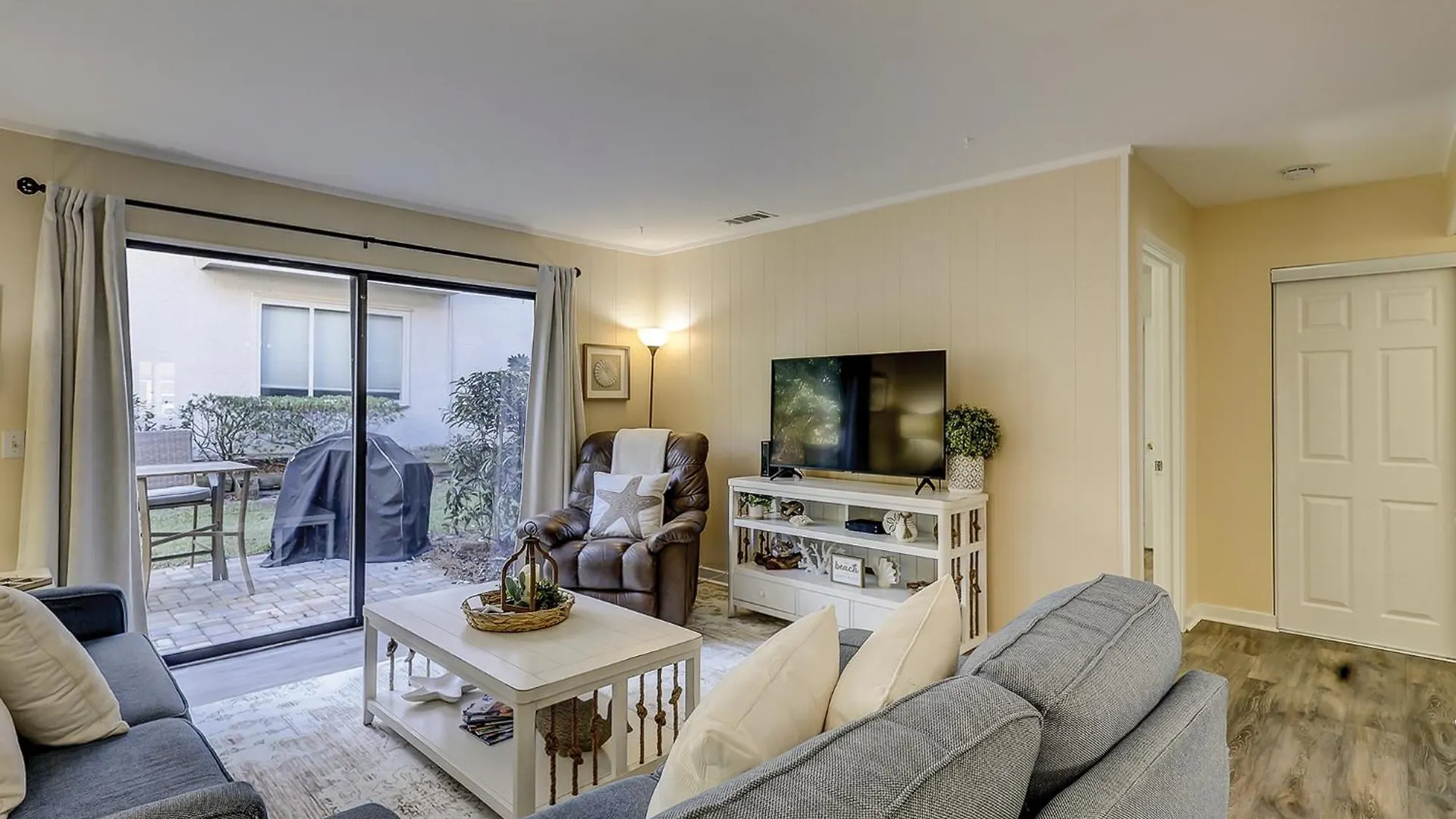 Island House 103