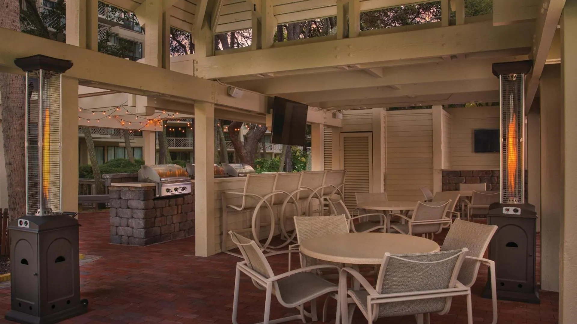 Marriott's Monarch At Sea Pines 3*