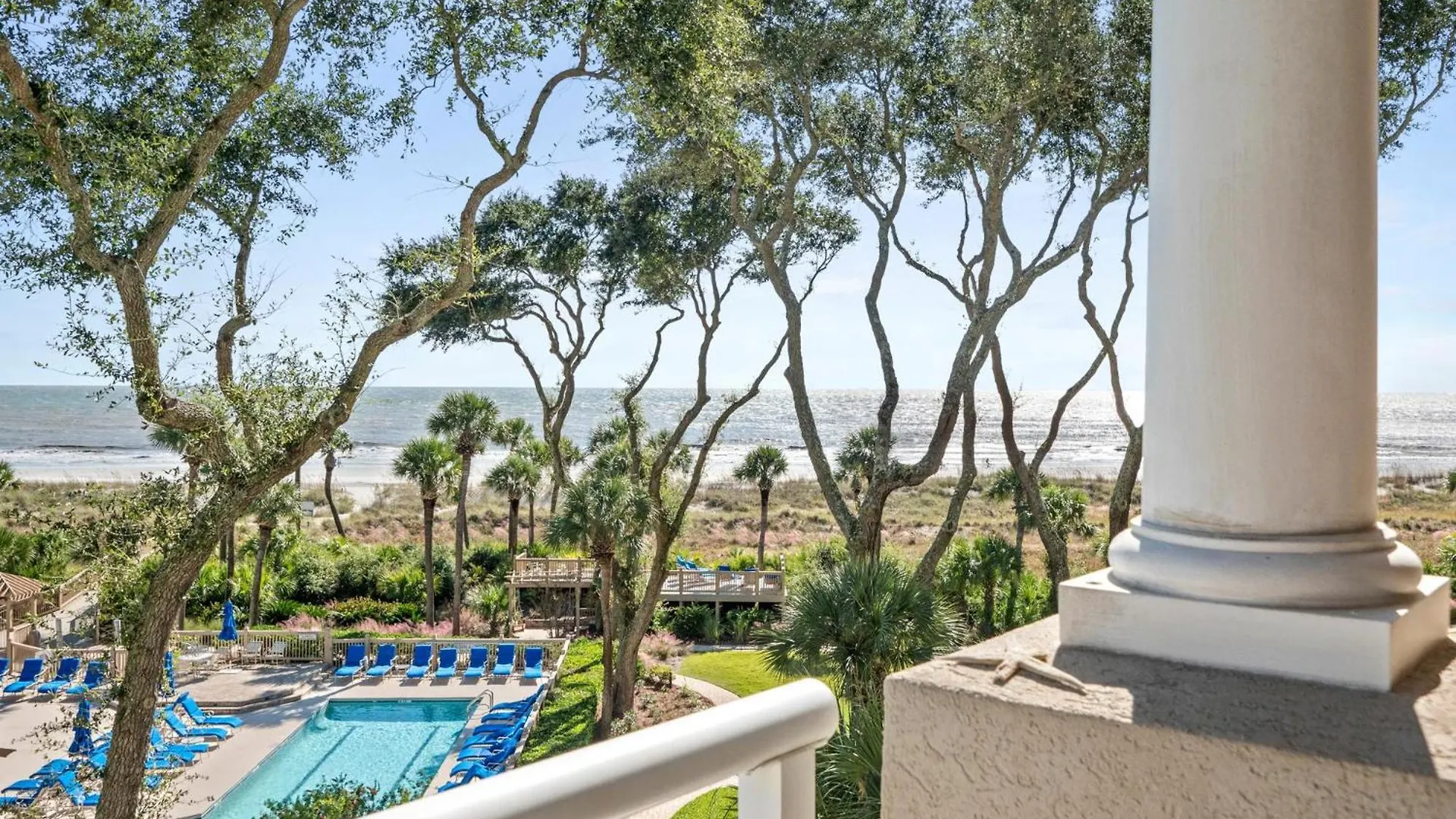 5305 Hampton Place Villa