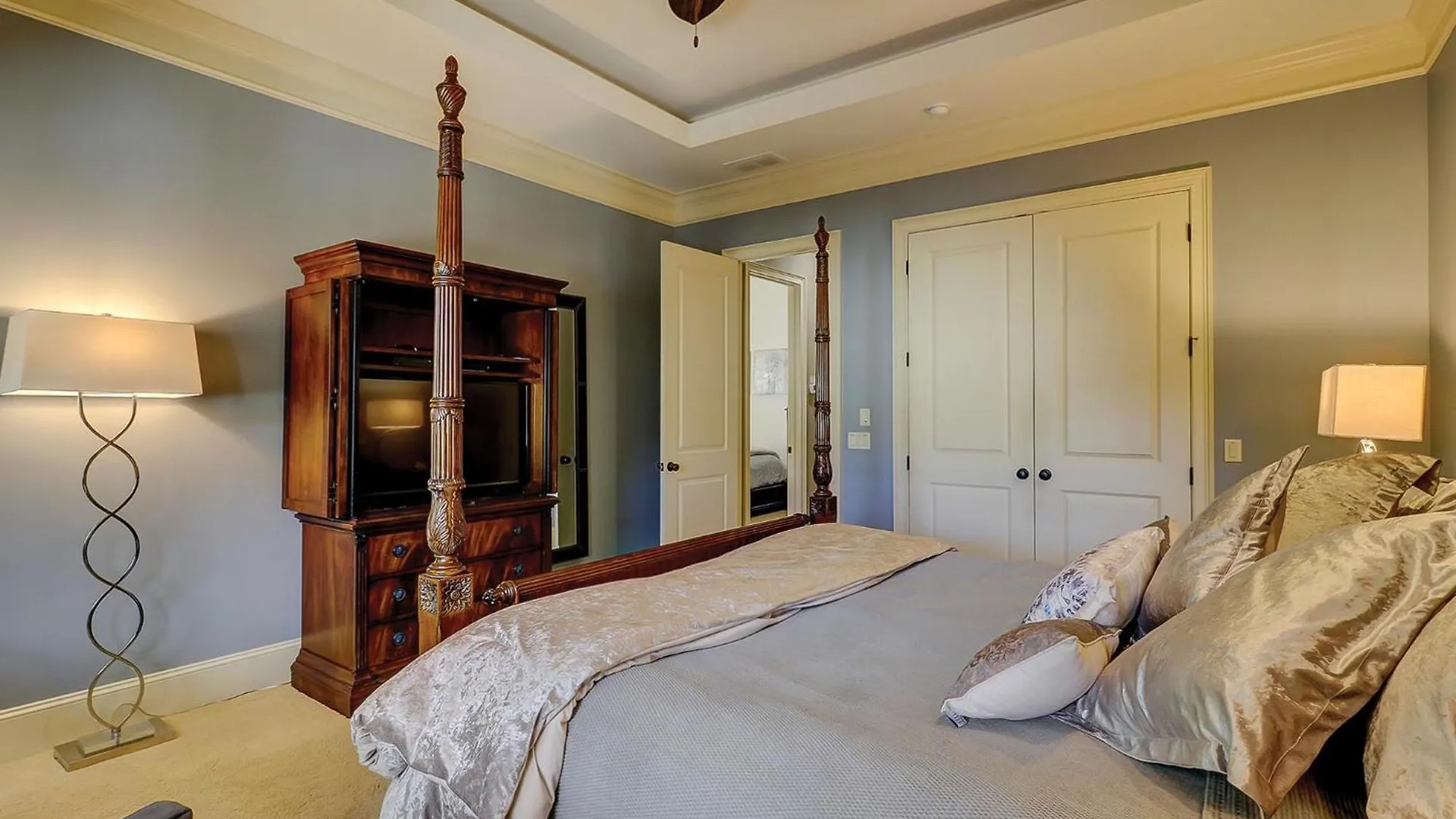 28 Corine Lane Villa *