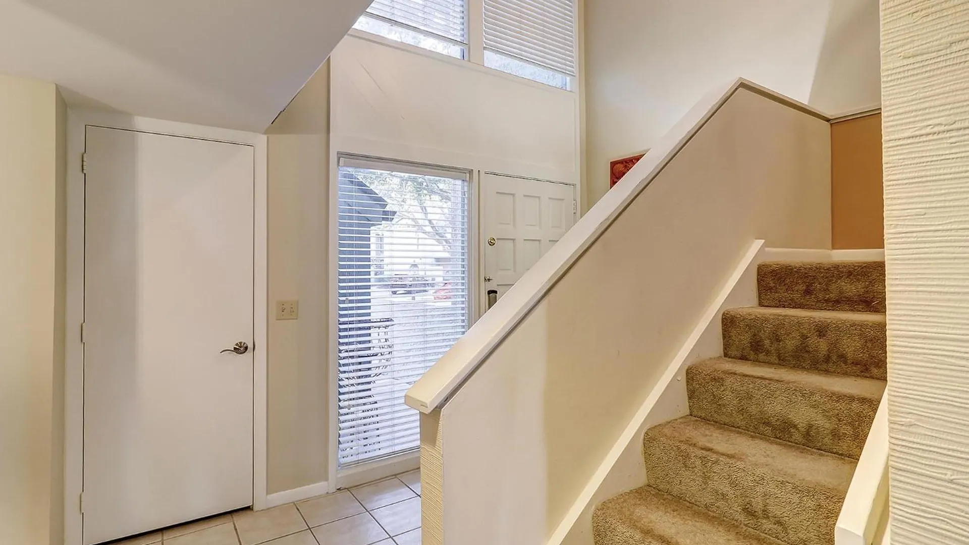 867 Ketch Court Villa *