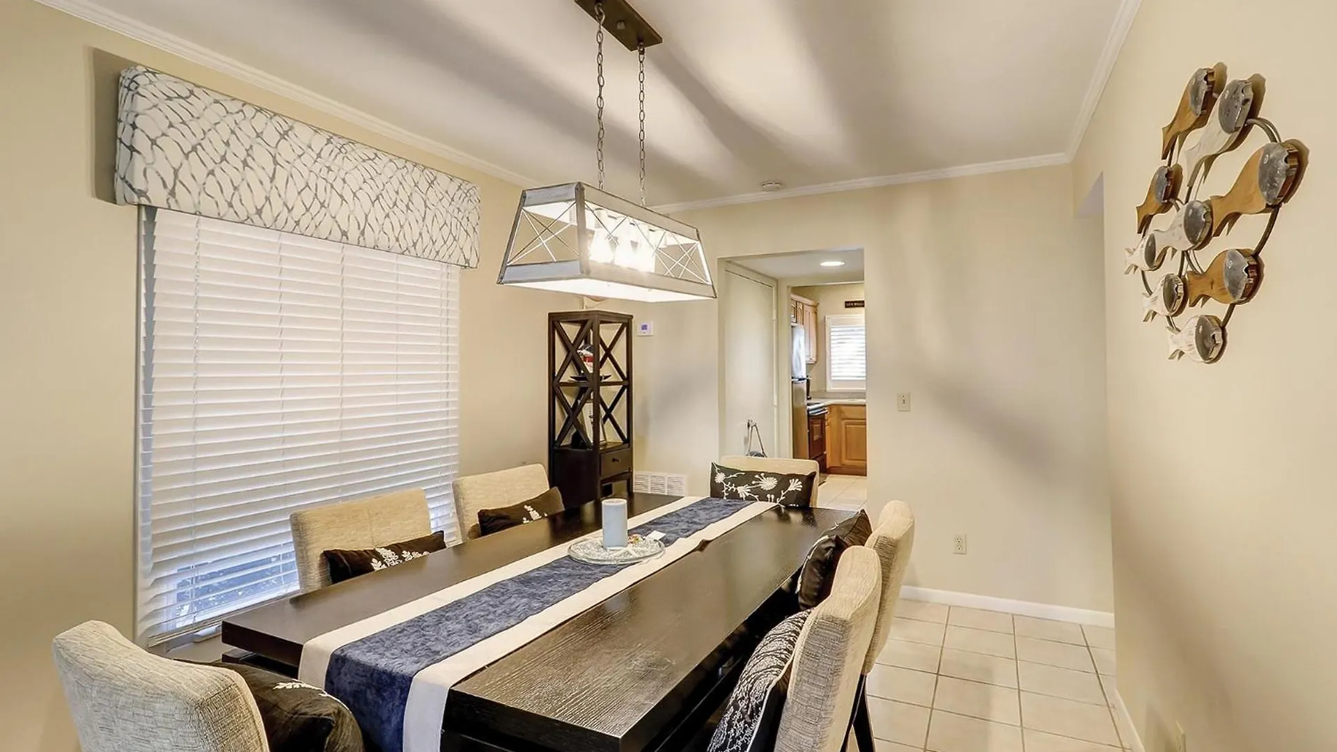 867 Ketch Court *