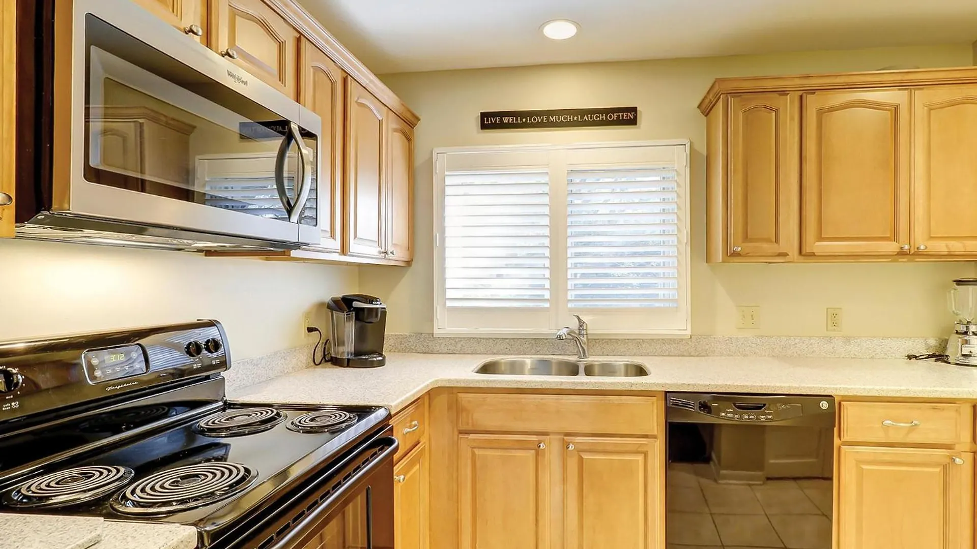 867 Ketch Court Villa