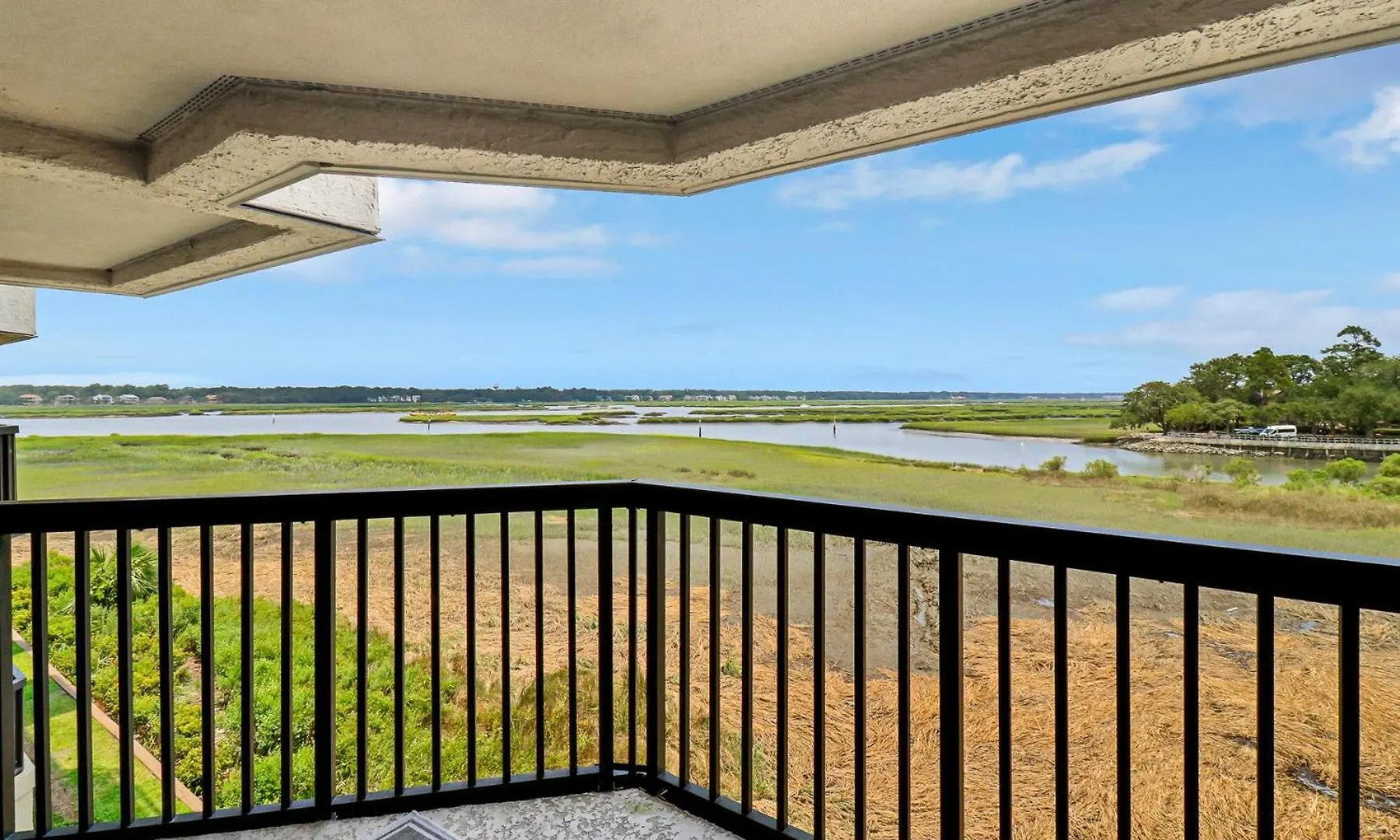 253 Captains Quarters *