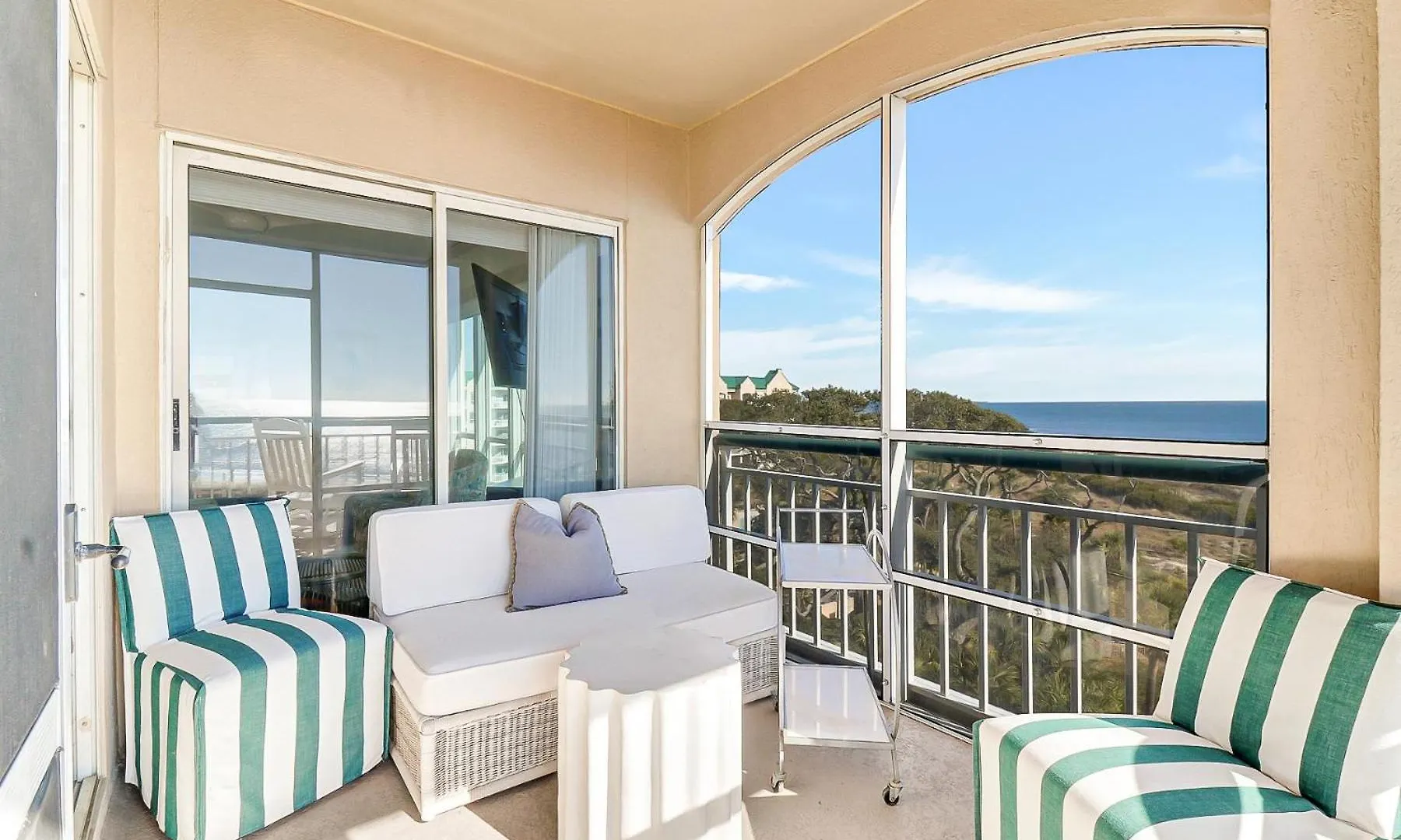 Villa 3507 Windsor Court South