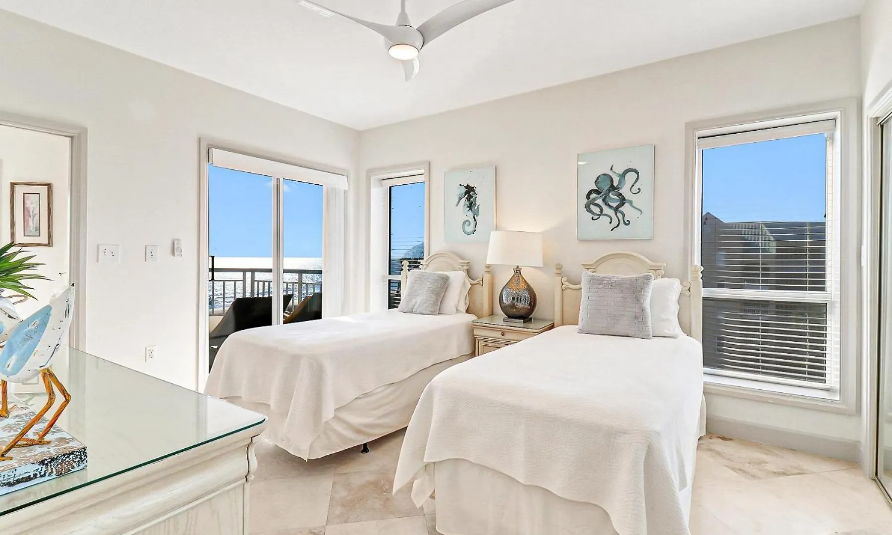 Villa 3507 Windsor Court South *