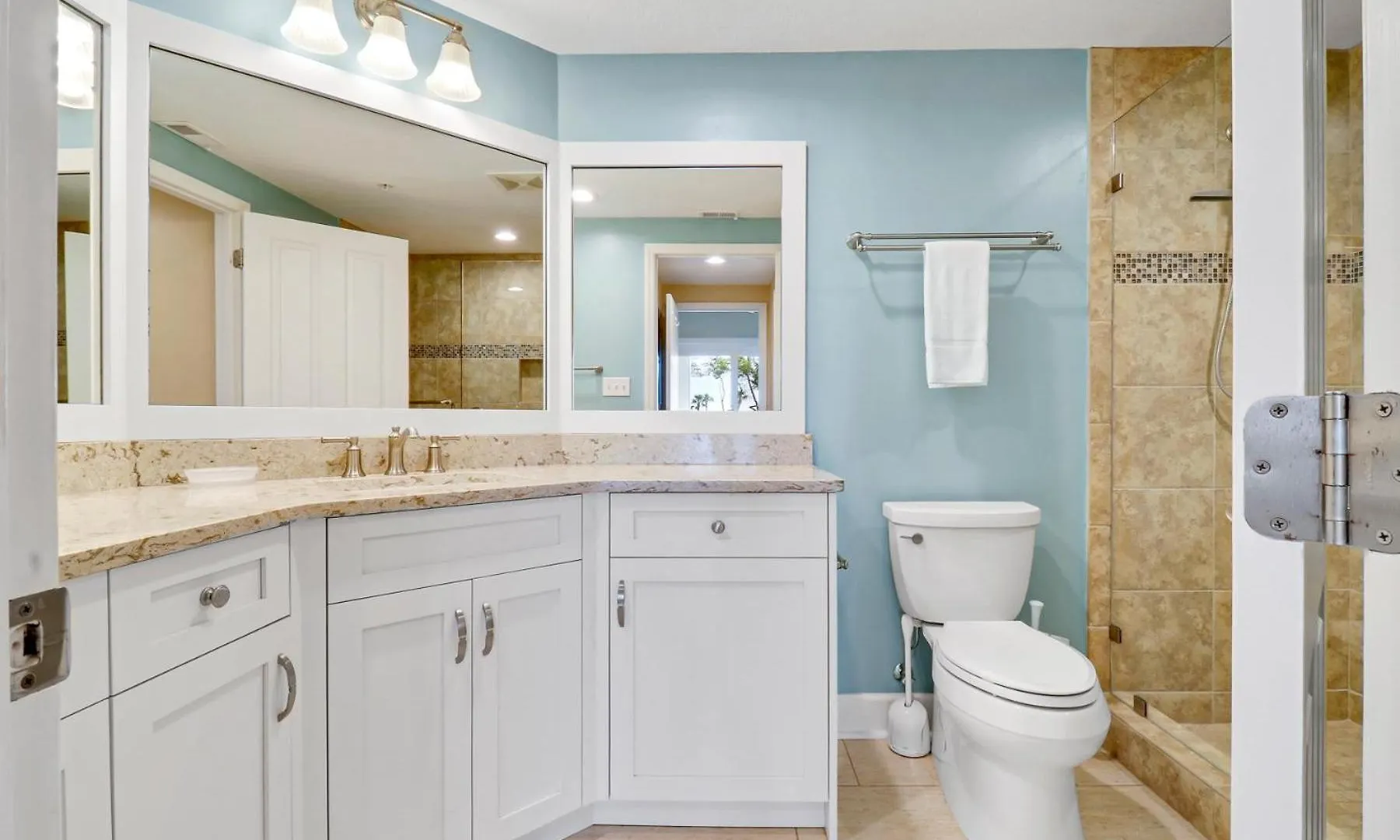 5303 Hampton Place *