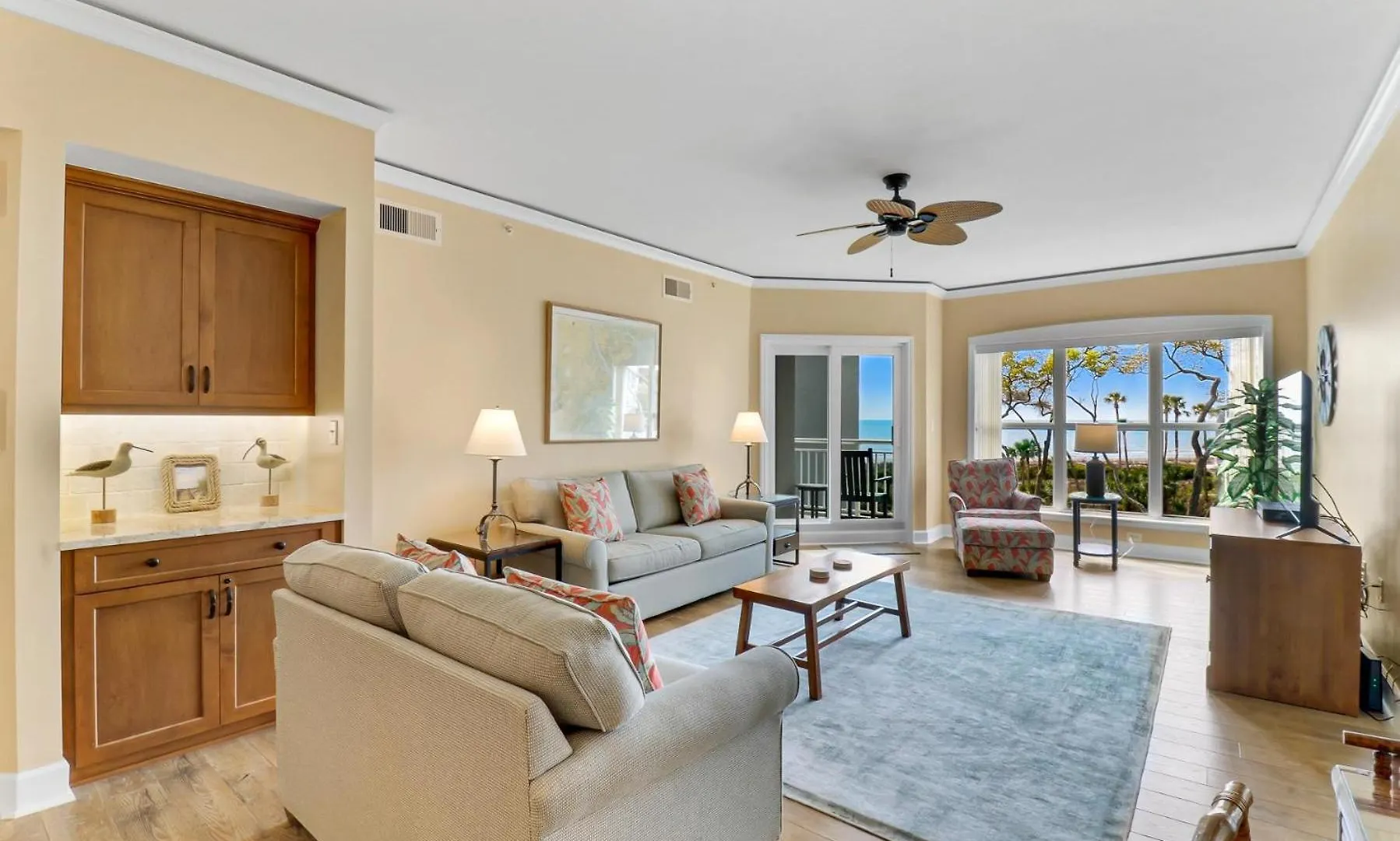 Villa 5303 Hampton Place