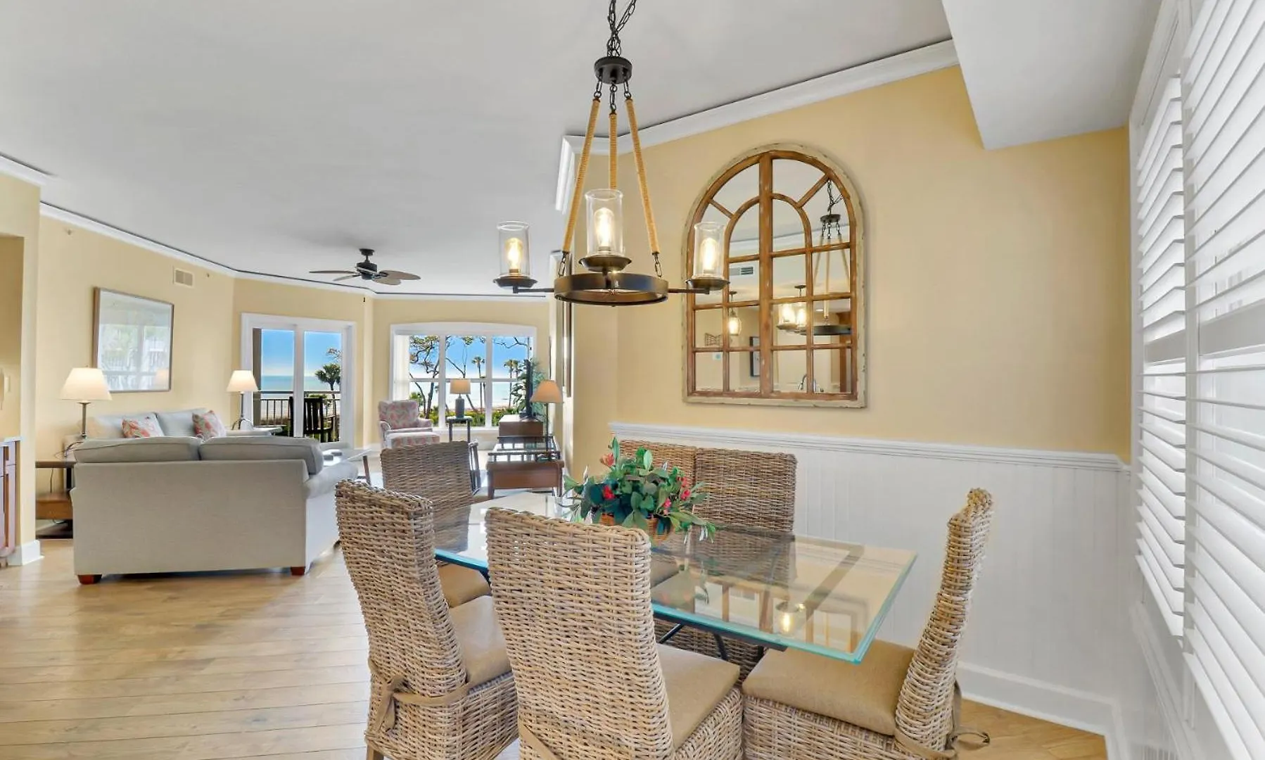 Villa 5303 Hampton Place